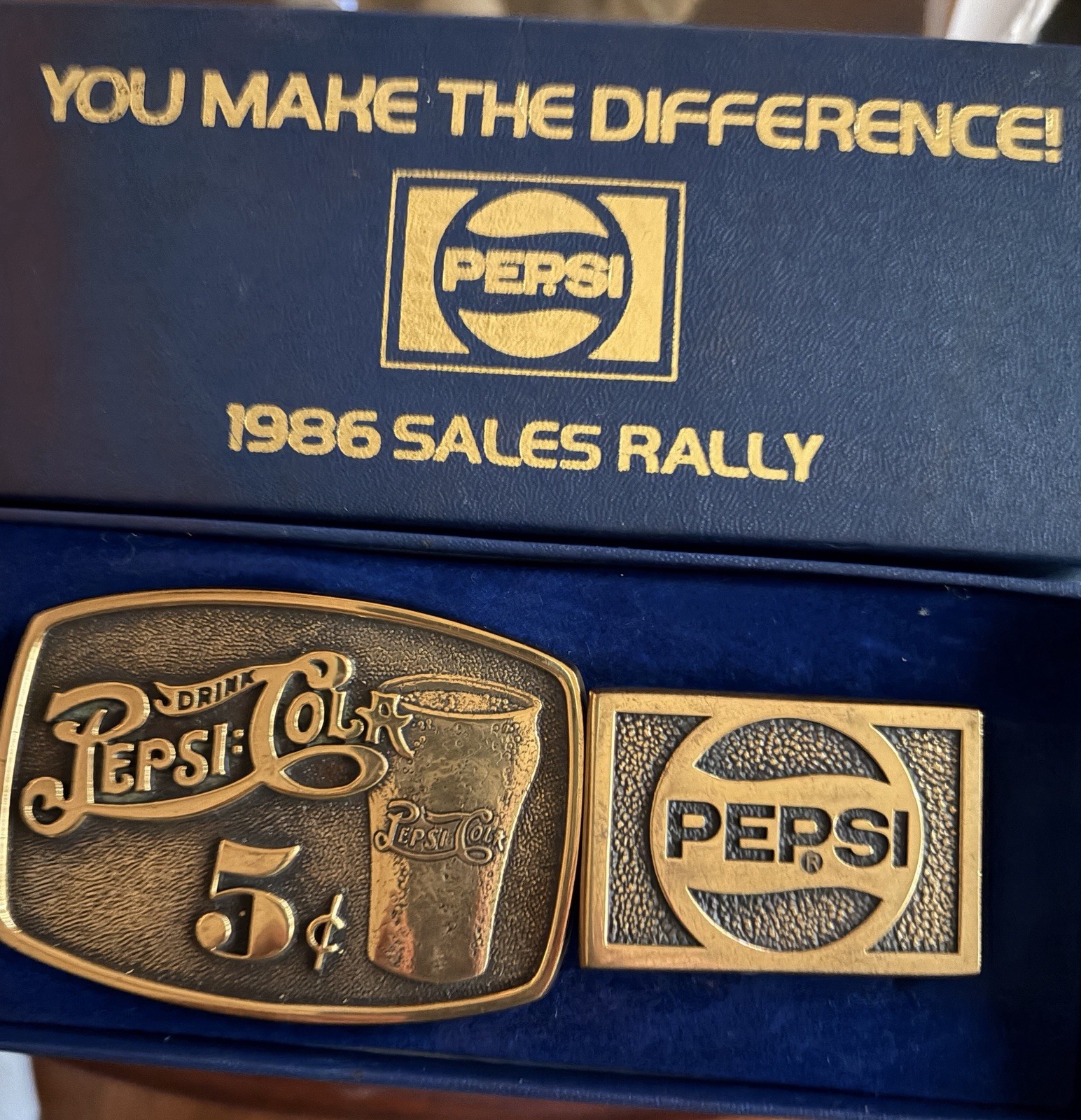 Vintage Pepsi Cola Advertising 1986 Sales Rally Brass Belt Buckle Set with box Vintage Pepsi Cola Advertising 1986 Sales Rally Brass Belt Buckle Set with box