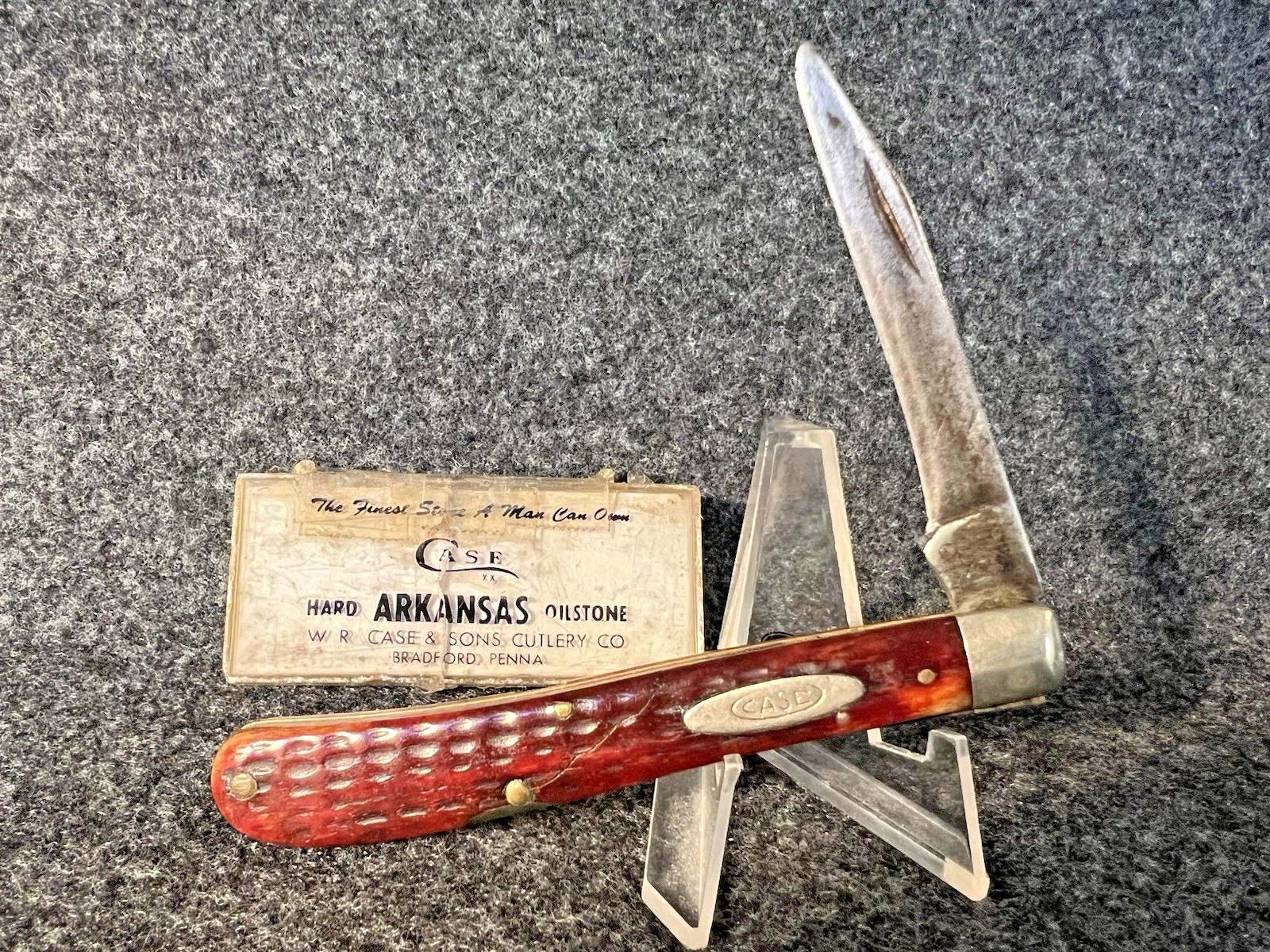 REDBONE CASE XX 61048 SLIM TRAPPER 1940-1964 Folding Knife & CASE Ark. Stone REDBONE CASE XX 61048 SLIM TRAPPER 1940-1964 Folding Knife & CASE Ark. Stone