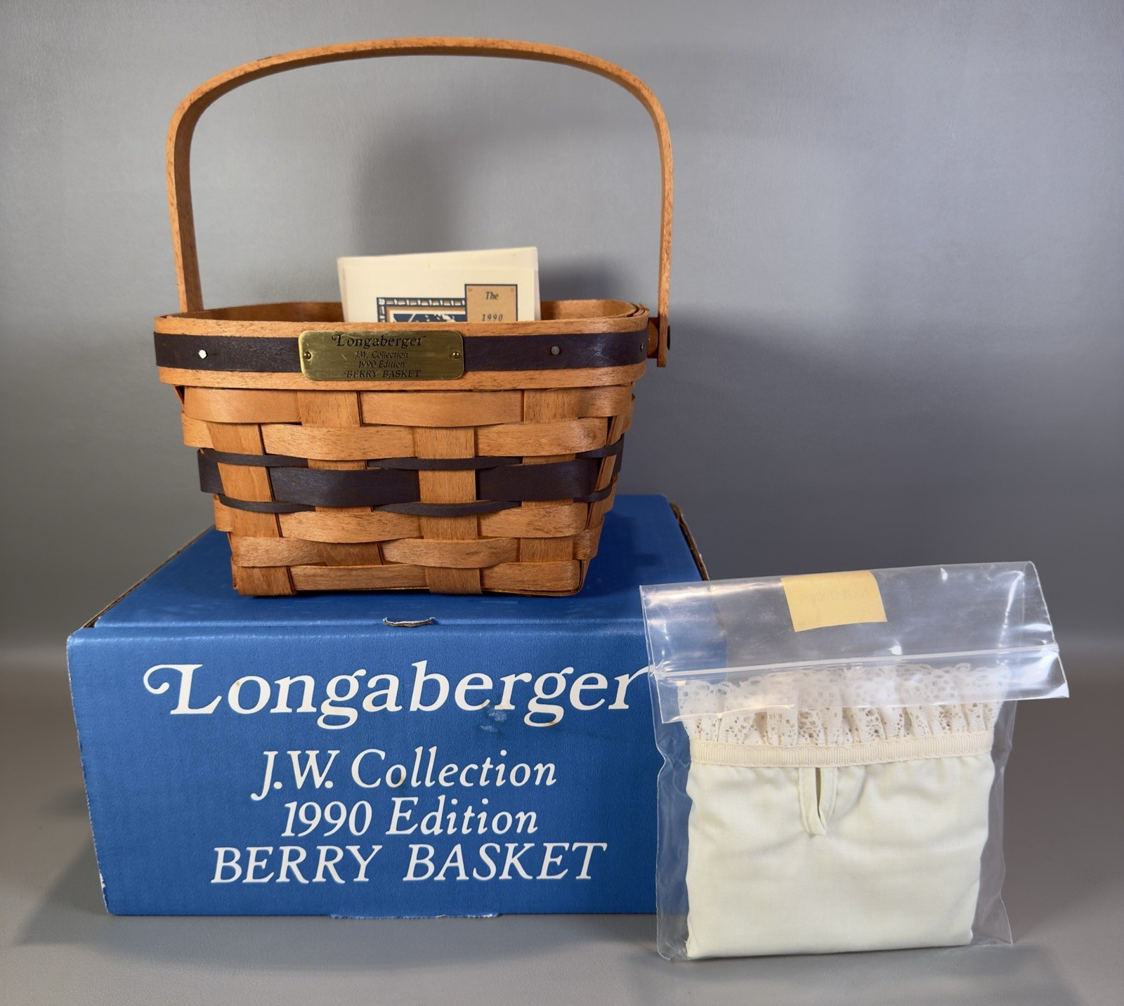Vintage Longaberger Berry Basket and Liner JW Collection 1990 Edition In Box