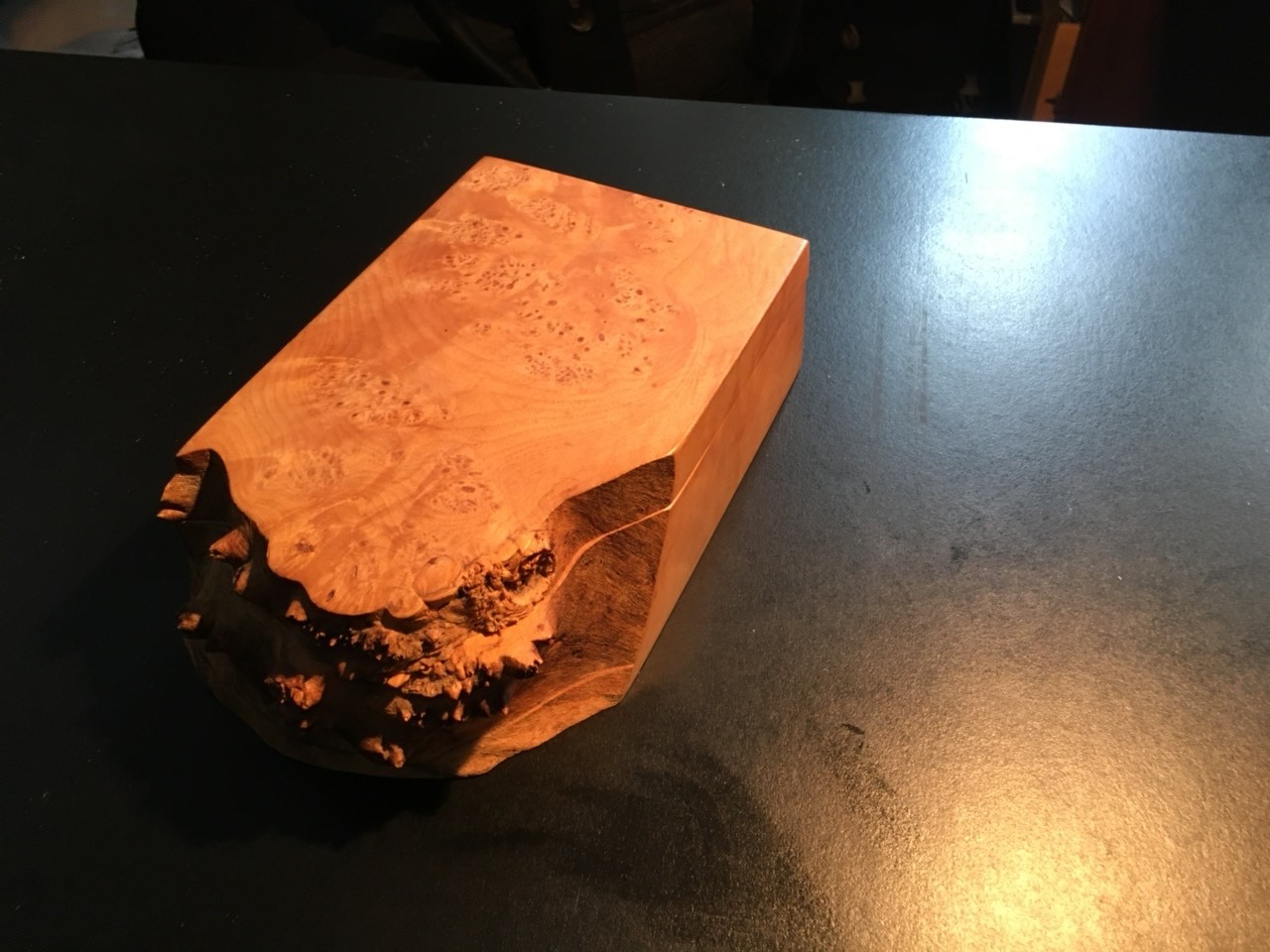 Beautiful Vintage MICHAEL ELKAN (1942-2014) Live Edge Burl Wood Trinket Box Beautiful Vintage MICHAEL ELKAN (1942-2014) Live Edge Burl Wood Trinket Box