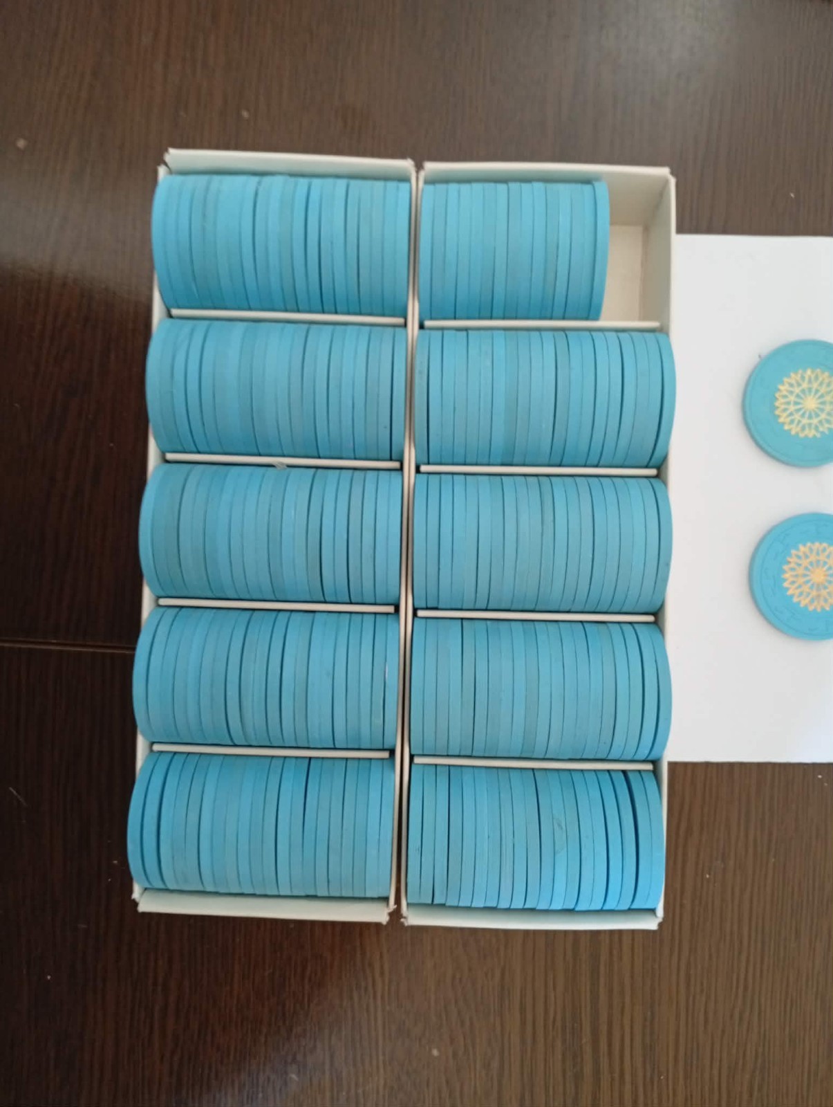 100 Paulson Starburst Poker Chips SKY Blue – Mixed Used Condition