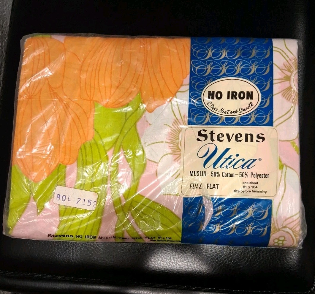 Vtg Steven's Utica Sheet Full Flat Tulip Stripe Orange, Green & Pink NOS 81x104 Vtg Steven's Utica Sheet Full Flat Tulip Stripe Orange, Green & Pink NOS 81x104