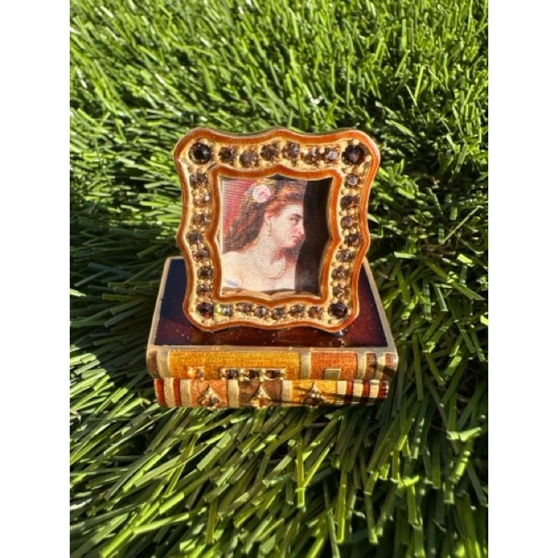 ESTEE LAUDER PERFUME COMPACT RARE 2002 ROMANTIC EDITION MIBB ~ BEAUTIFUL