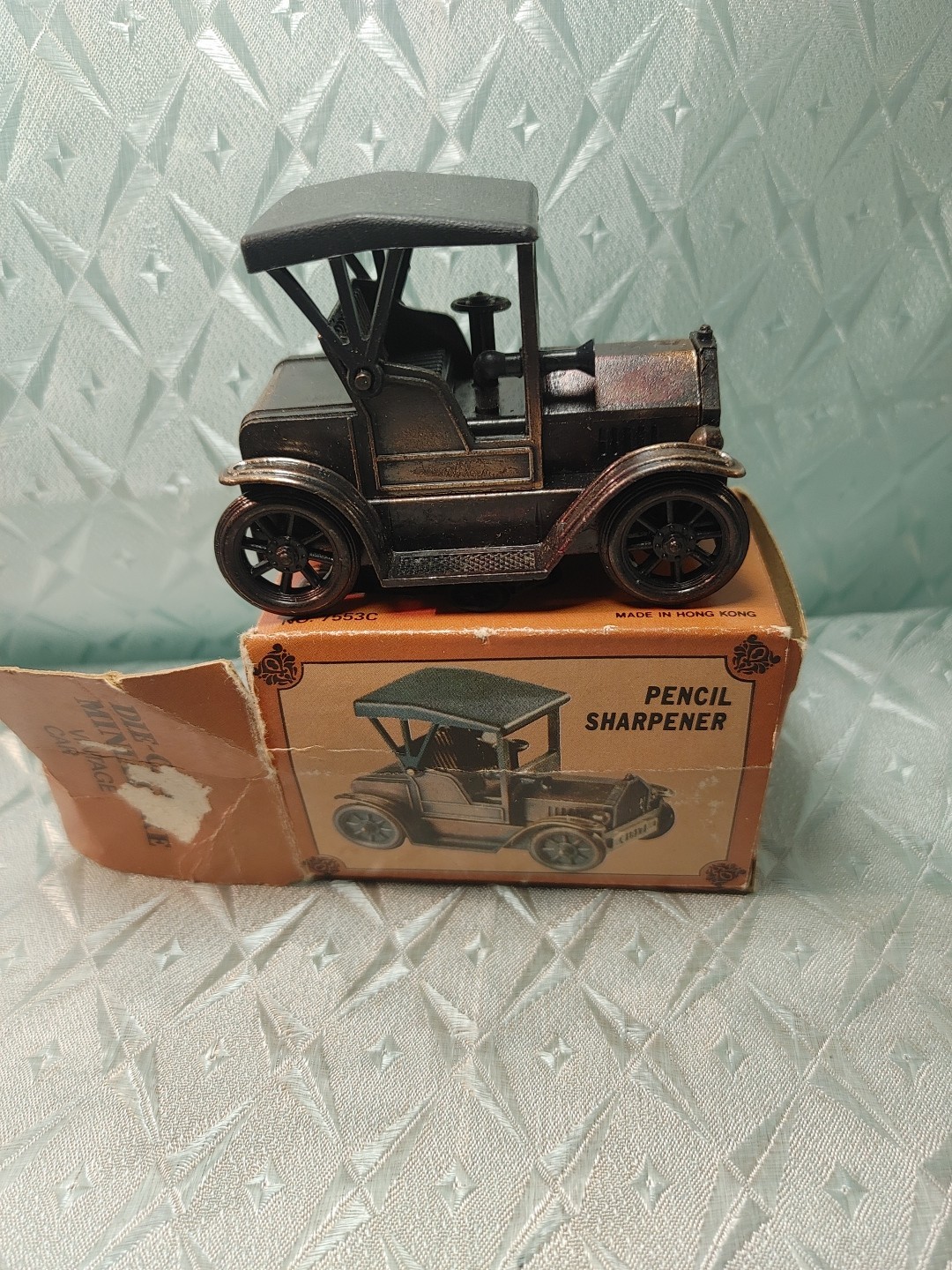 Vintage Miniature Cast Antiqued 1917 Metal Car Model Pencil Sharpener With Box