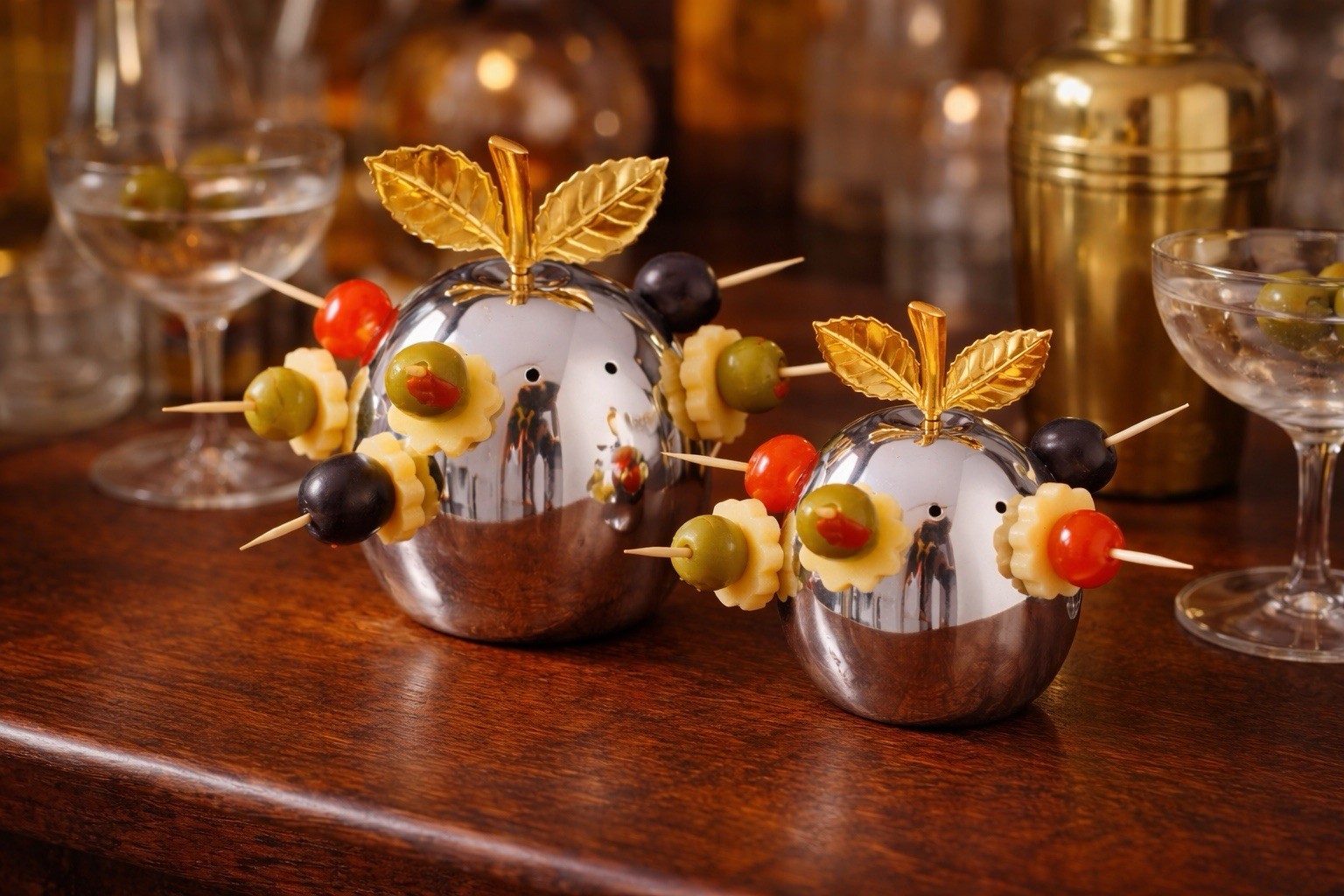 Vintage Quist Party Apple Cocktail Pick Holder Stainless Steel Gold Leaves