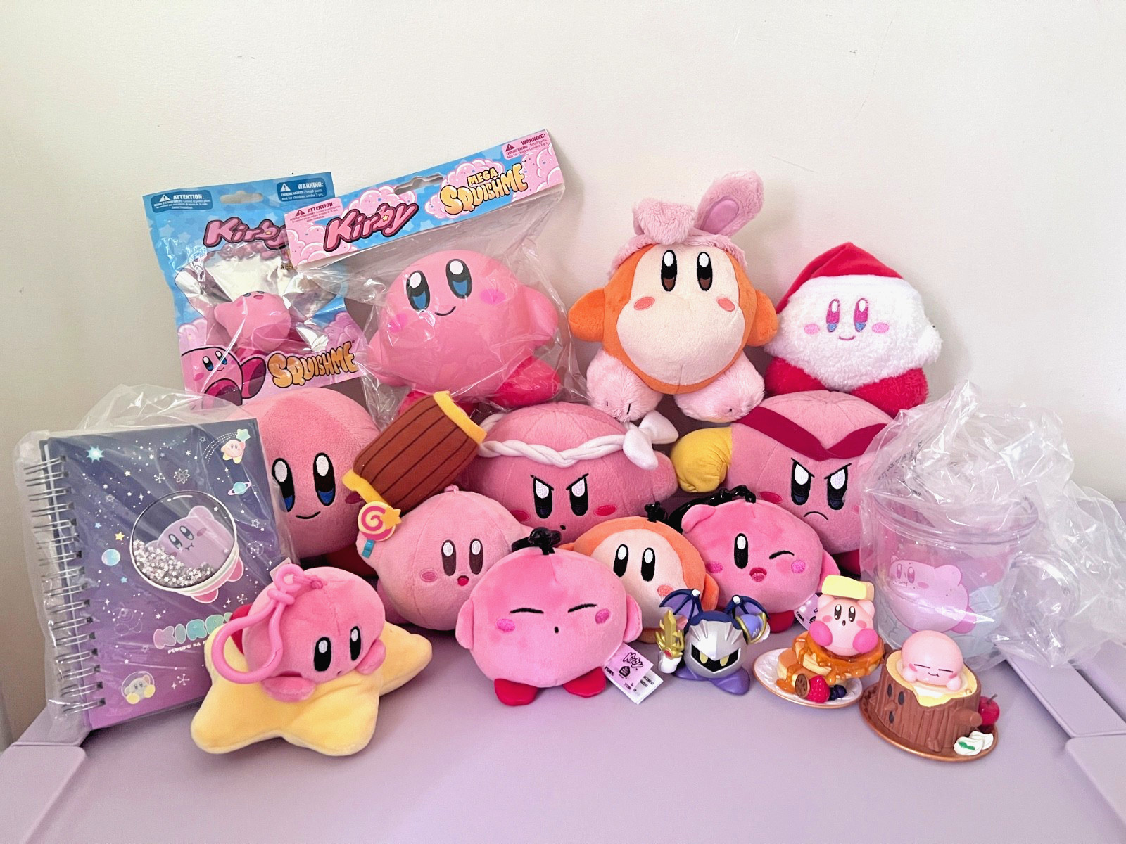Nintendo Kirby Huge Collection Mix Lot of 17 Figures Plush Cup Journal Squishme