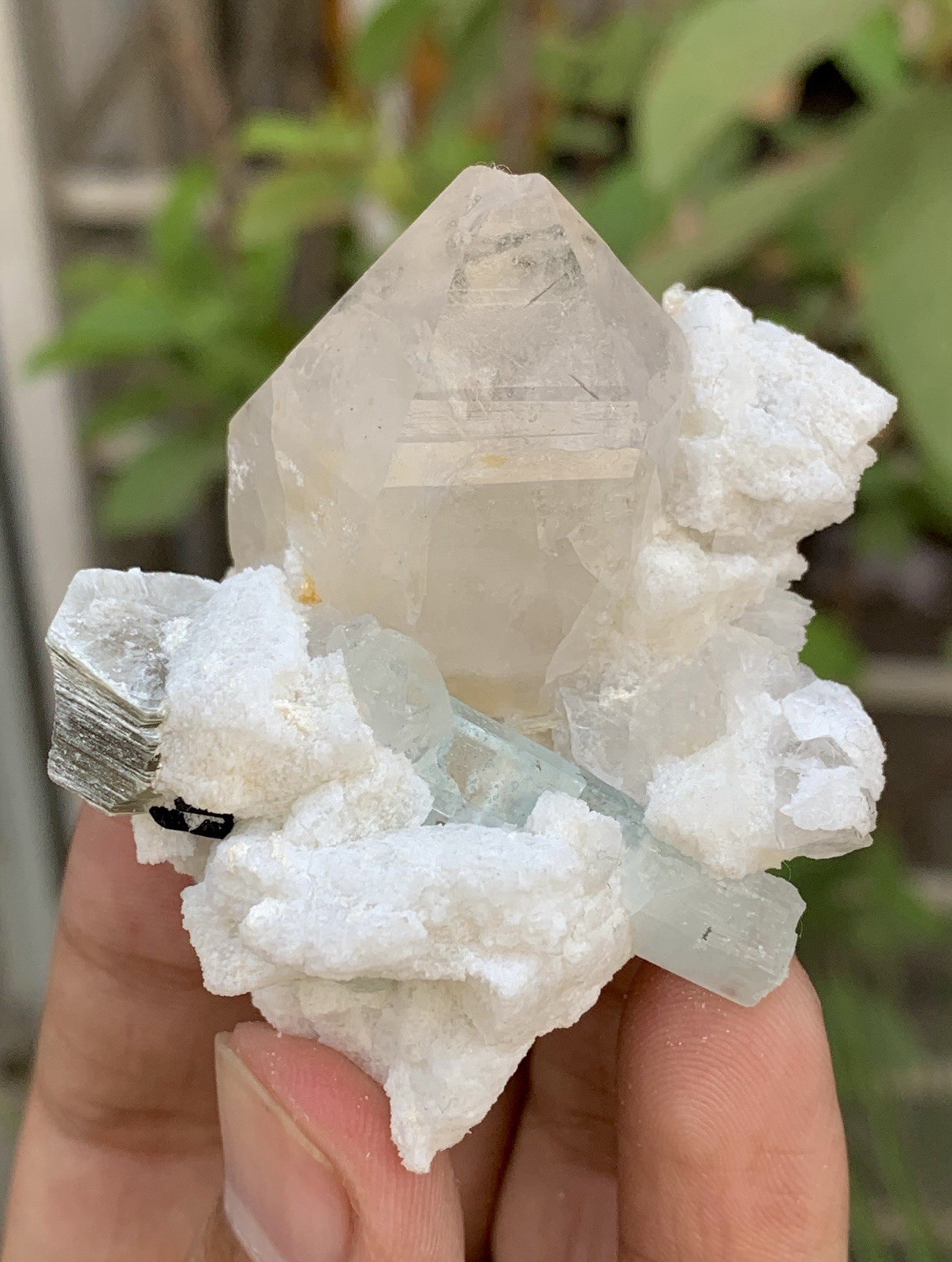 76 Gm Aquamarine Crystal With Quartz And Feldspar Specimen From Pakistan 76 Gm Aquamarine Crystal With Quartz And Feldspar Specimen From Pakistan