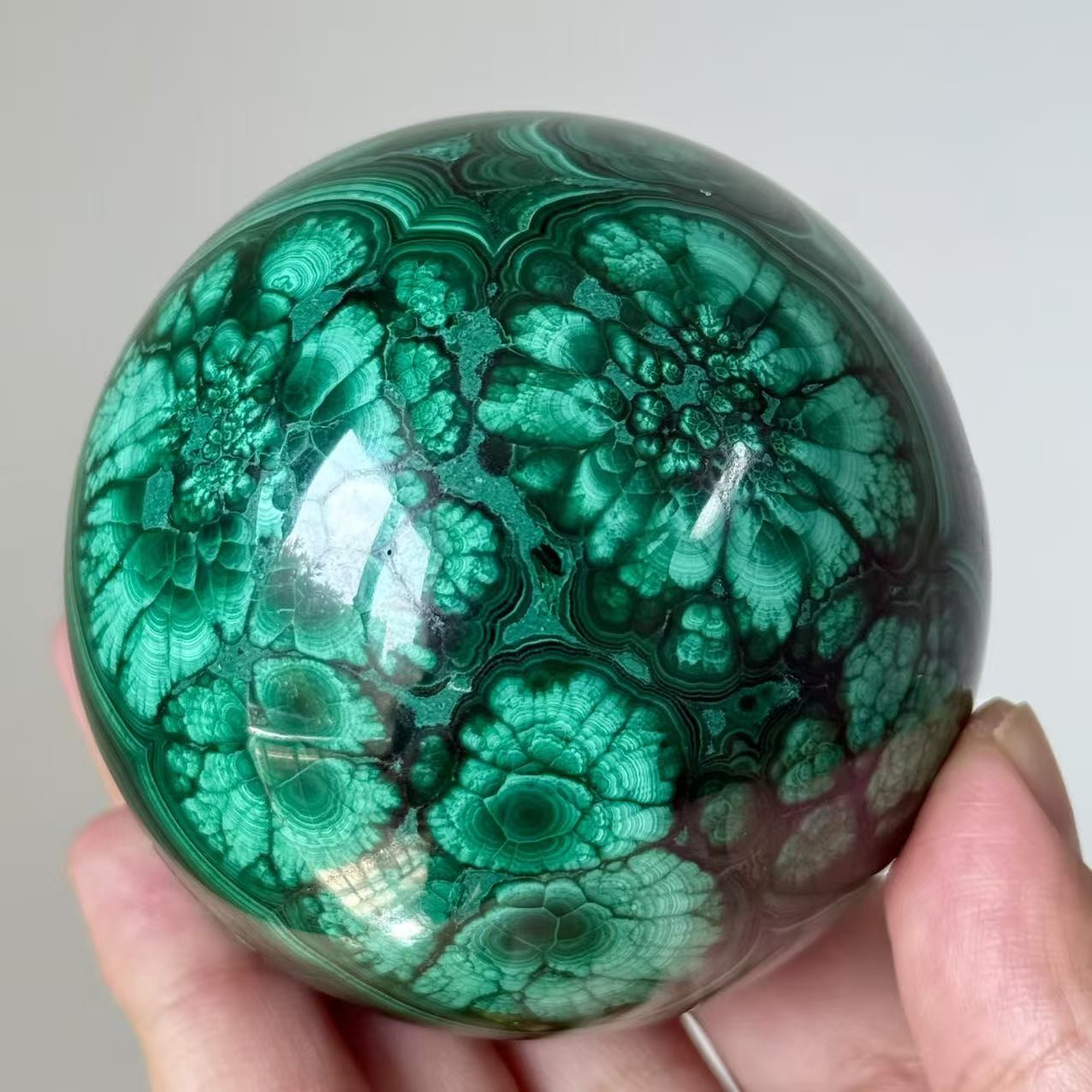 810g A+Natural Velvet Malachite Sphere Crystal Gem Druzy Ball Healing Decor
