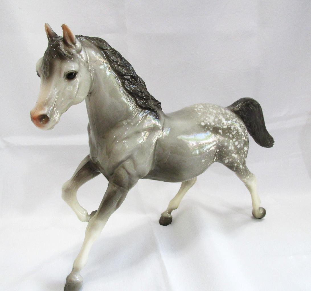 BREYER USA 123 RUNNING MARE SUGAR DAPPLE GRAY APPALOOSA