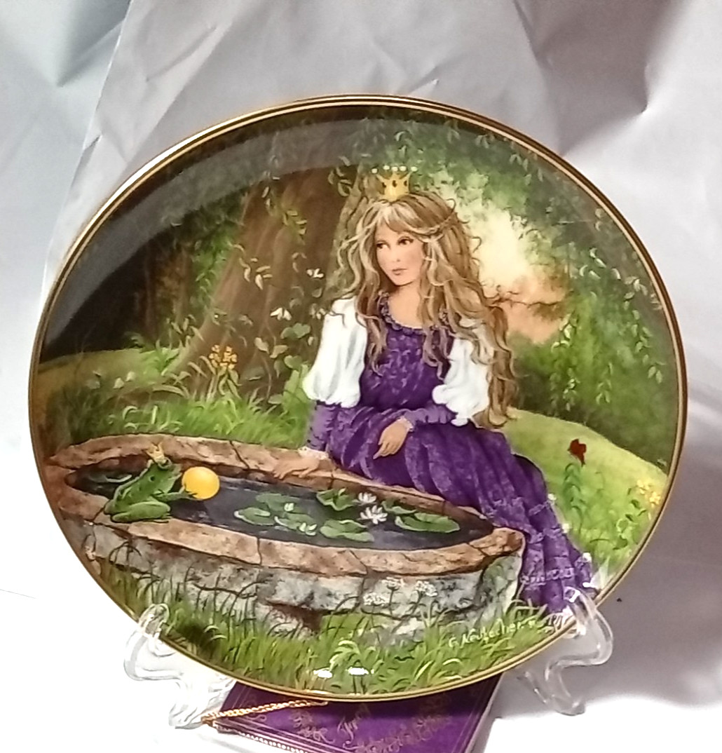 KRAISER PORCELAIN COLLECTOR PLATE--THE FROG KING KRAISER PORCELAIN COLLECTOR PLATE--THE FROG KING