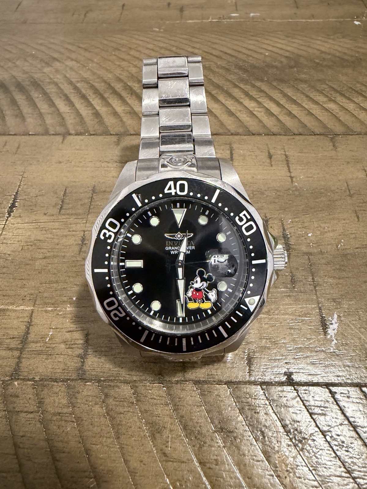 Invicta Disney Limited Edition Mickey Mouse Men's Watch Used