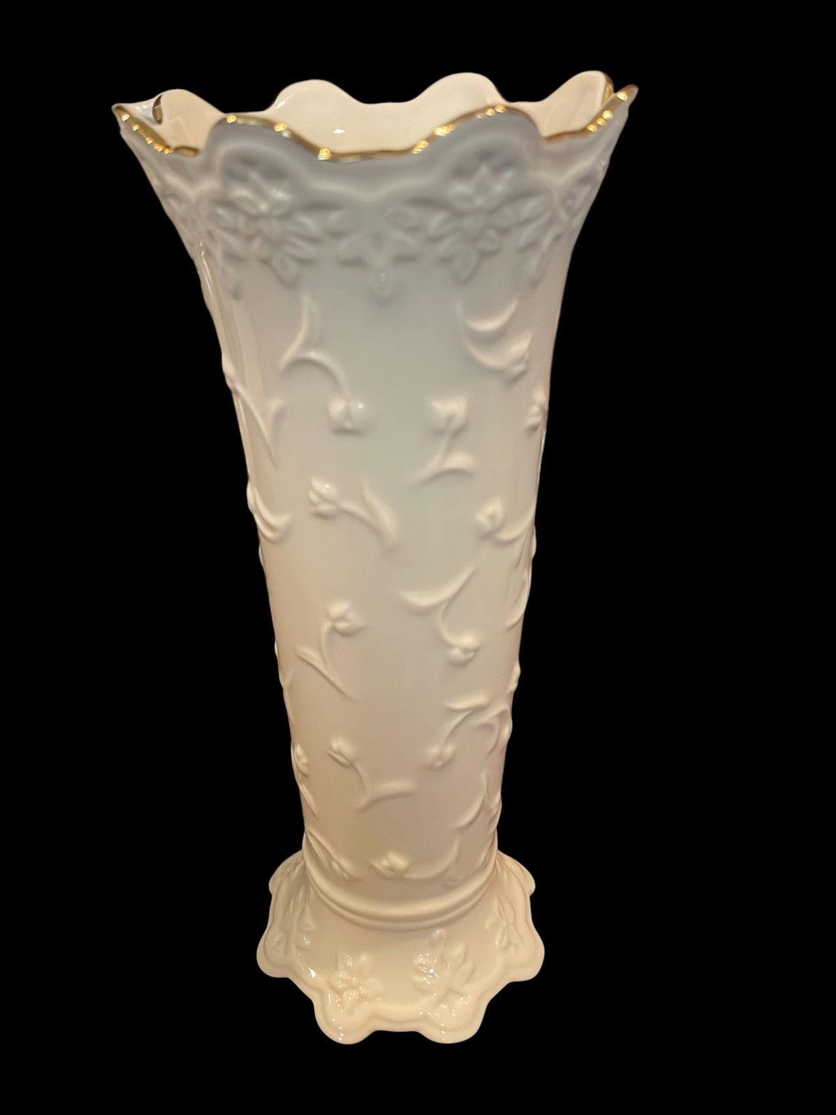 *MINT* Lenox Ivory Porcelain Embossed 7.5 *MINT* Lenox Ivory Porcelain Embossed 7.5