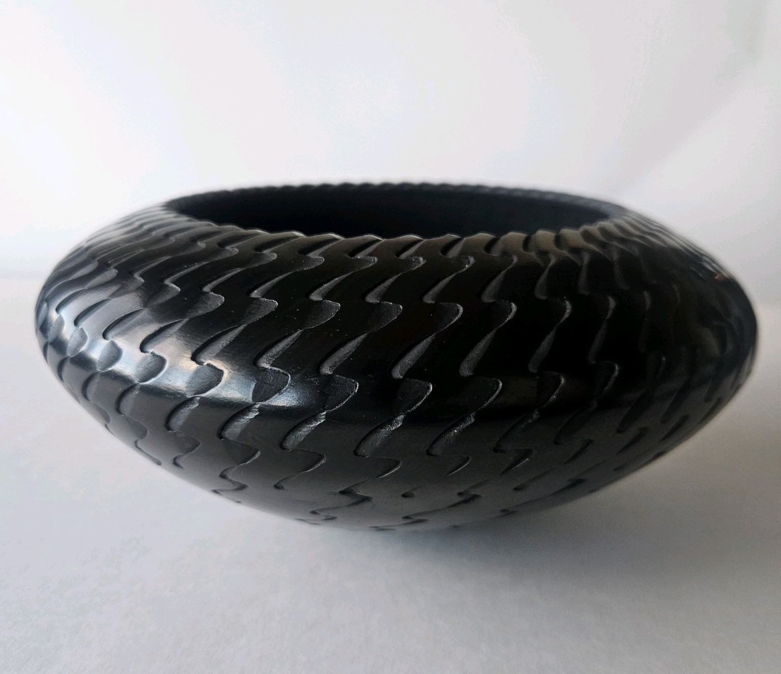 Mata Ortiz Blackware Pottery Signed by Raymond Quezada