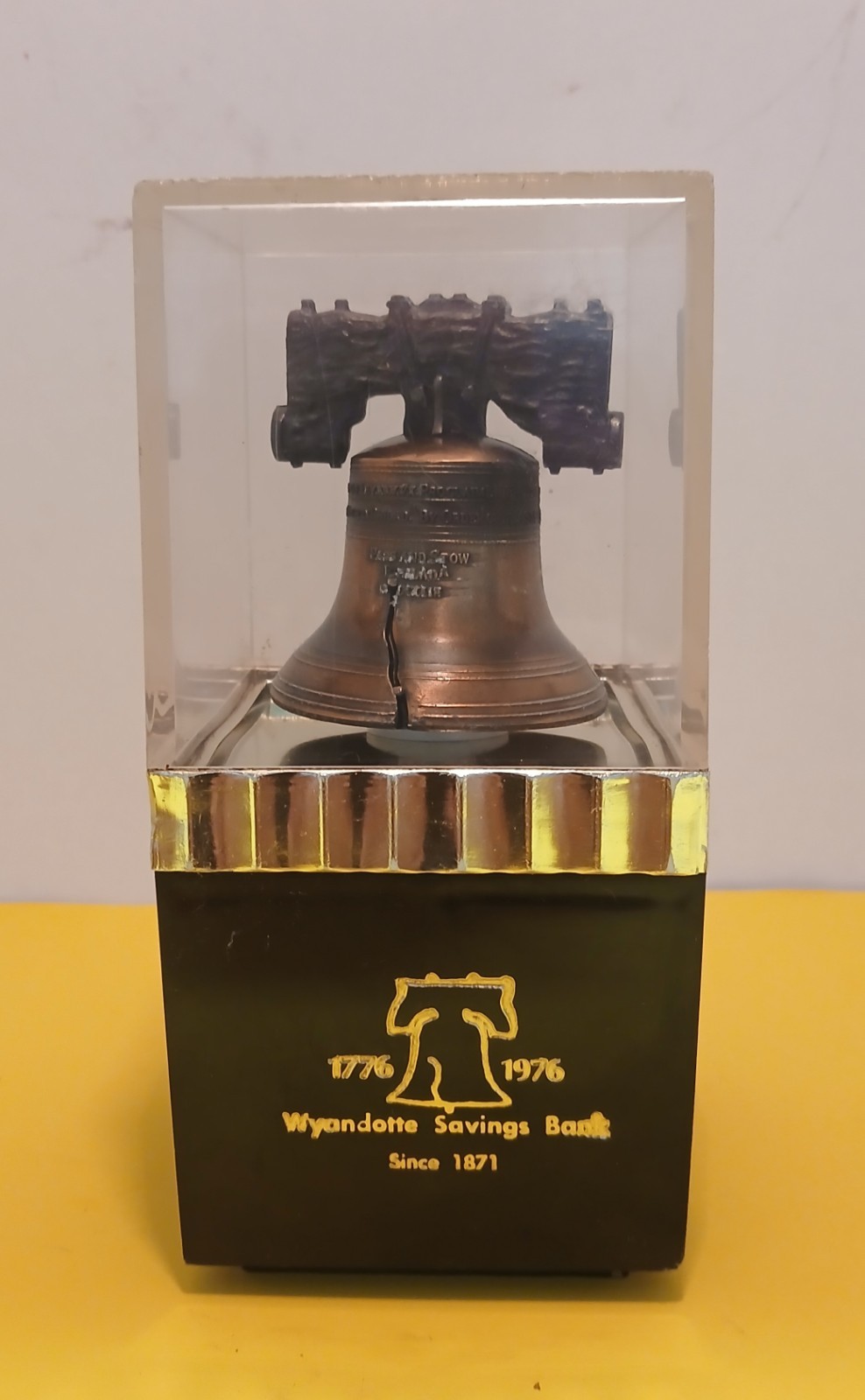 Vintage 1976 Bicentennial Liberty Bell Coin Bank Wyandotte Savings Bank Vintage 1976 Bicentennial Liberty Bell Coin Bank Wyandotte Savings Bank