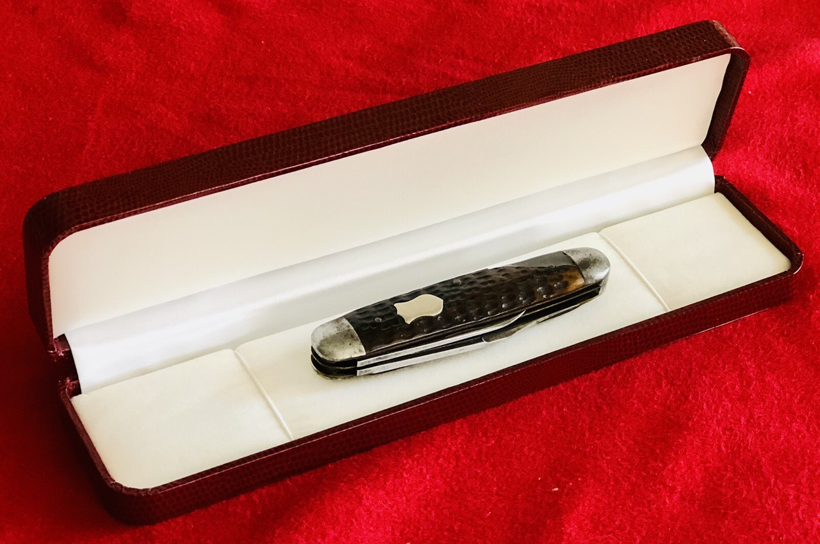 XLCR (1841-1948) VINTAGE BONE HANDLES-(2) BLADE FOLDING KNIFE