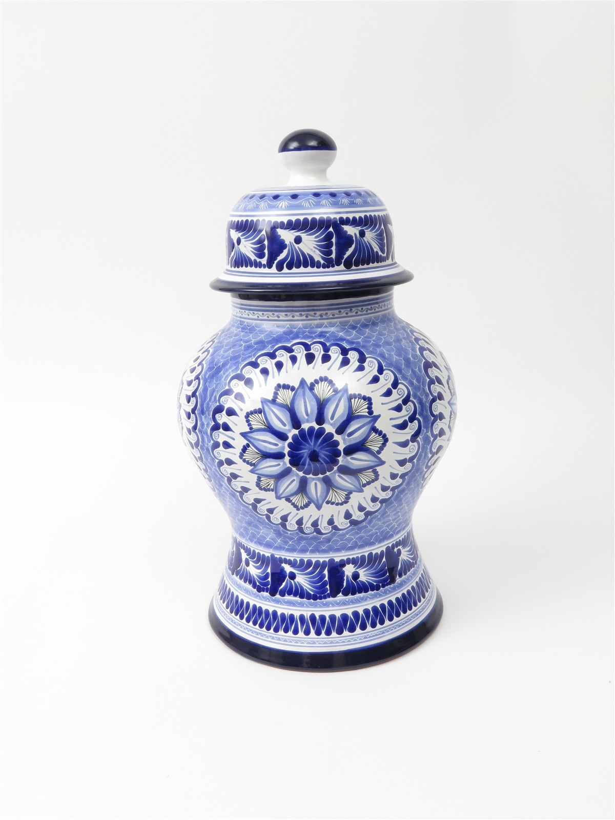 Hernandez Puebla Mexico Talavera Tibor Ginger Jar Cobalt Blue White 18