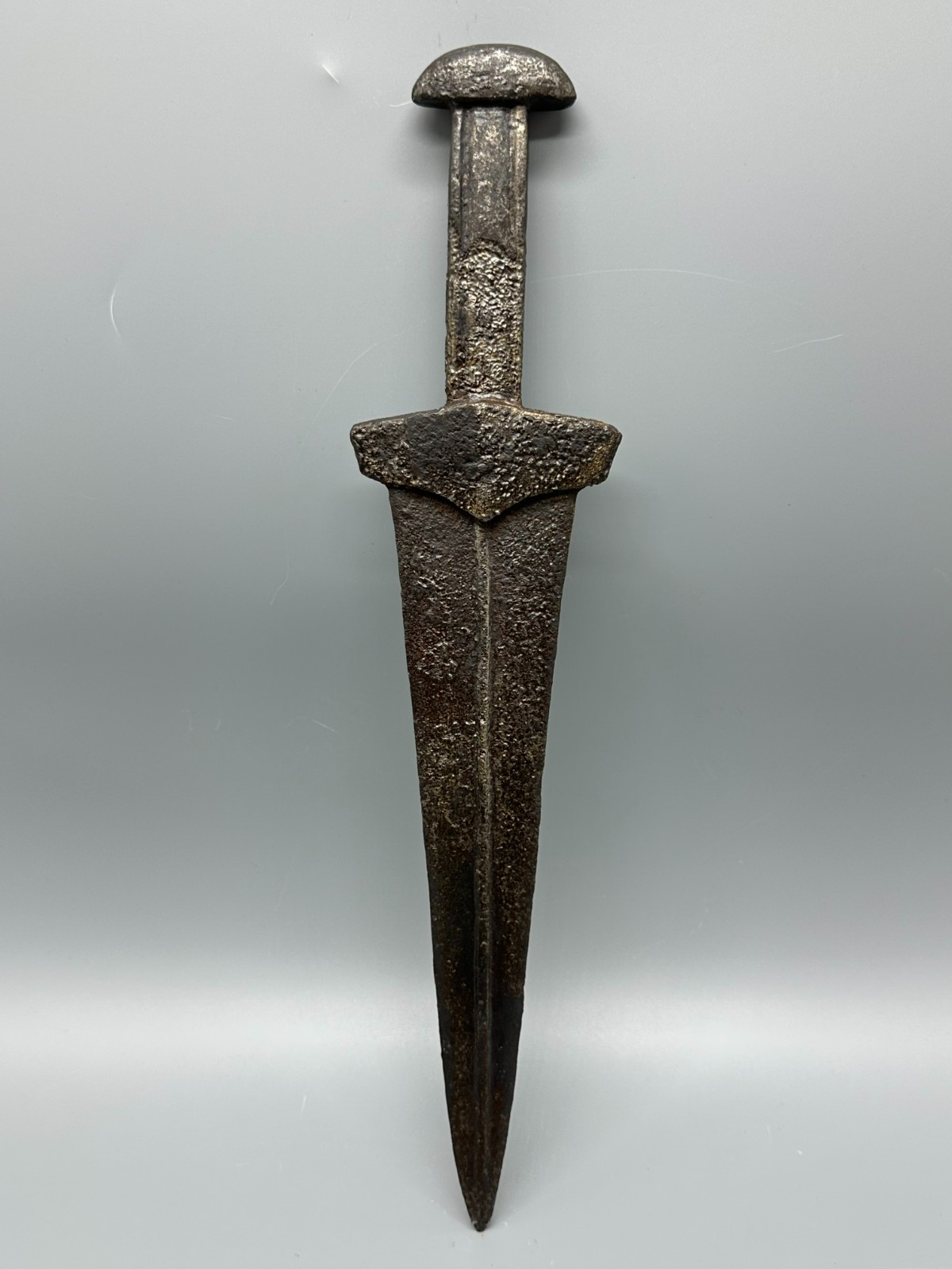 Ancient Celtic-Beriian Iron Dagger (pugio) From the 1st century BCE