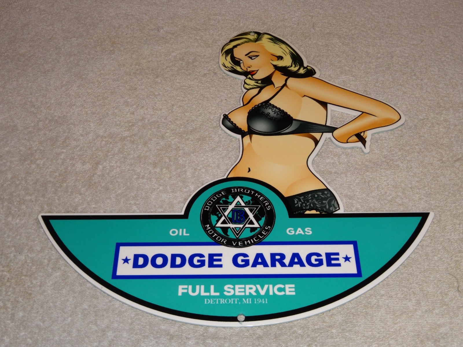 VINTAGE DODGE BROTHERS MOTOR VEHICLE SERVICE GARAGE π© WOMAN METAL GASOLINE SIGN VINTAGE DODGE BROTHERS MOTOR VEHICLE SERVICE GARAGE π© WOMAN METAL GASOLINE SIGN
