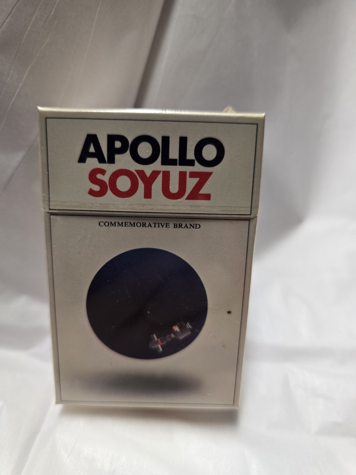 Apollo Soyuz 20 Pk Commemorative SEALED Collectible U.S.S.R. made. Apollo Soyuz 20 Pk Commemorative SEALED Collectible U.S.S.R. made.