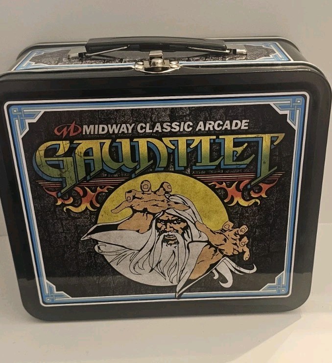 Gauntlet Tin Lunch Box *NEW* Without Tag Retro Look Midway Classic Gauntlet Tin Lunch Box *NEW* Without Tag Retro Look Midway Classic
