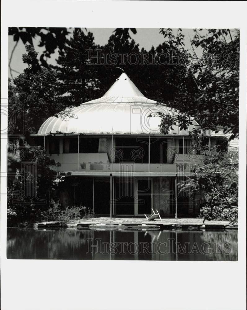 1990 Press Photo The Dymaxion Dwelling Machine - lra64201 1990 Press Photo The Dymaxion Dwelling Machine - lra64201