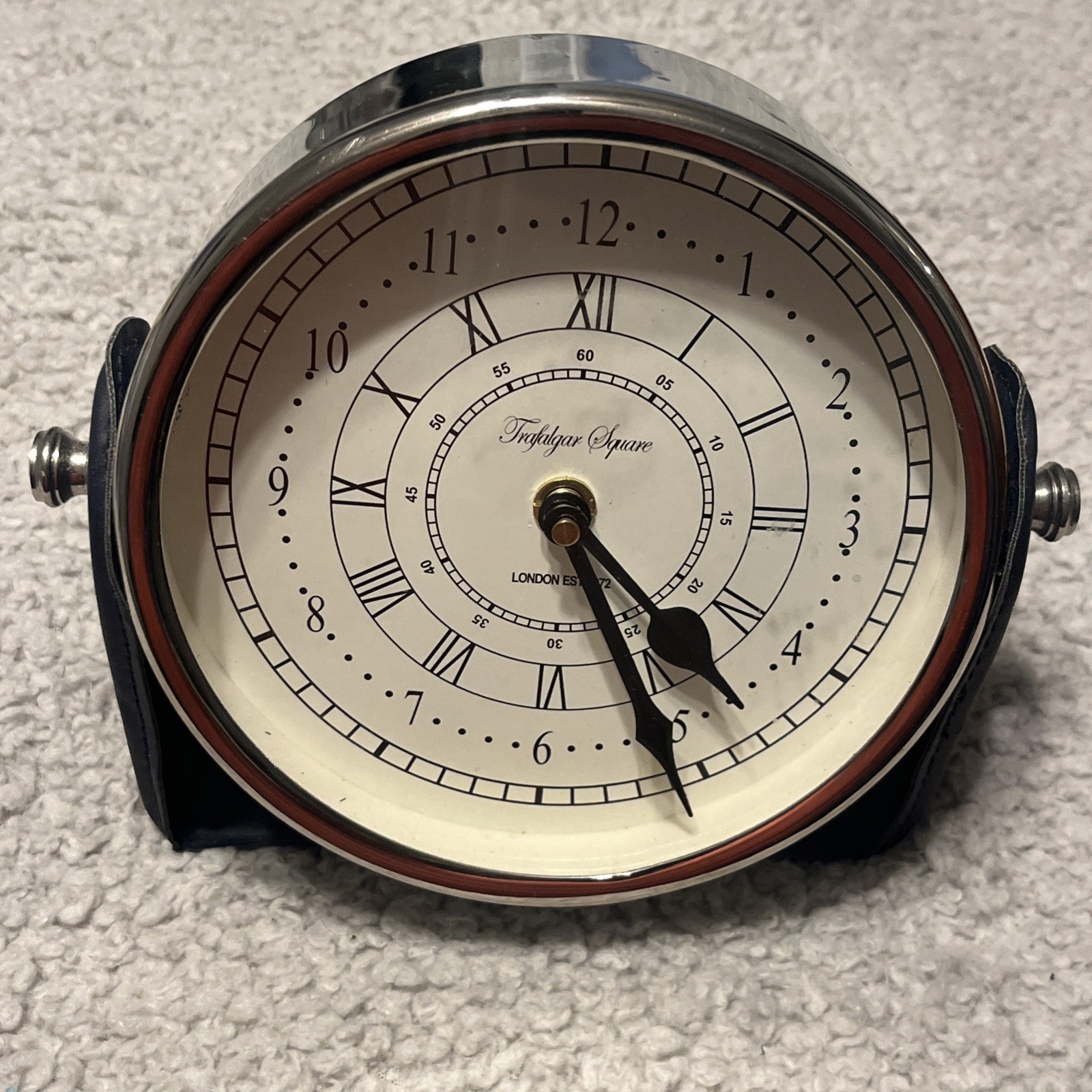 Vintage Trafalgar Square Roman Numeral Stainless Steel Clock Vintage Trafalgar Square Roman Numeral Stainless Steel Clock