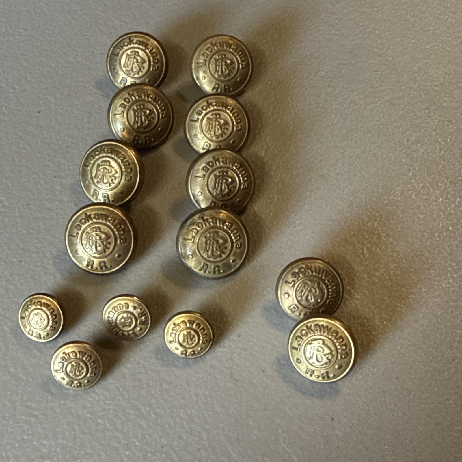 Vintage Lackawanna RR Complete 14-Pc Uniform Button Lot DL&W Scovill Mfg Co Vintage Lackawanna RR Complete 14-Pc Uniform Button Lot DL&W Scovill Mfg Co