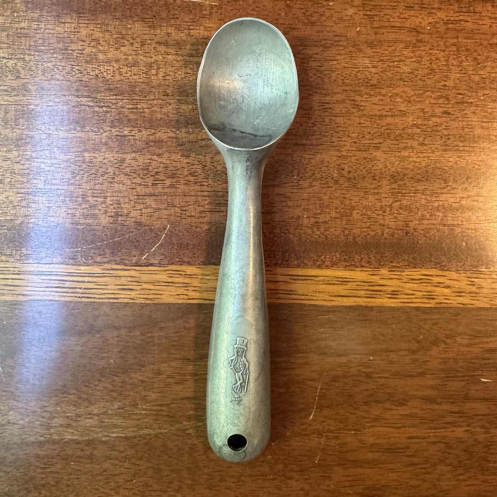PLANTER\'S MR. PEANUT ALUMINUM ICE CREAM SCOOP By NUROLL 1930’s ? VINTAGE PLANTER\'S MR. PEANUT ALUMINUM ICE CREAM SCOOP By NUROLL 1930’s ? VINTAGE