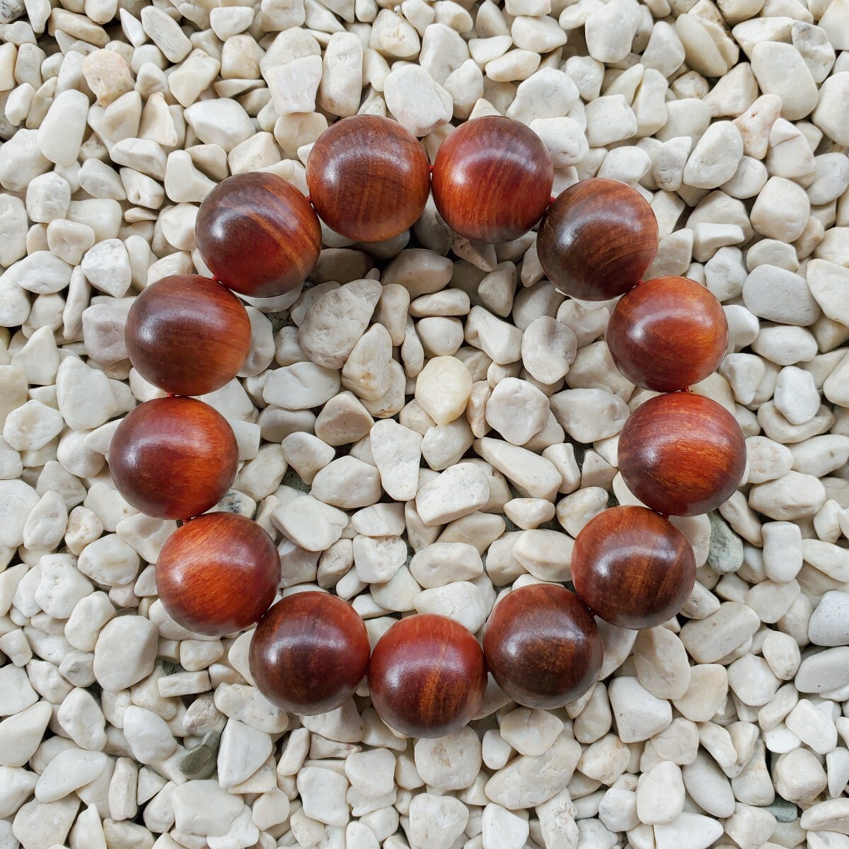 Amazing 13 Translucent Beads Borneo Agathis Bracelet 18 MM Raja Kayu #10 Amazing 13 Translucent Beads Borneo Agathis Bracelet 18 MM Raja Kayu #10