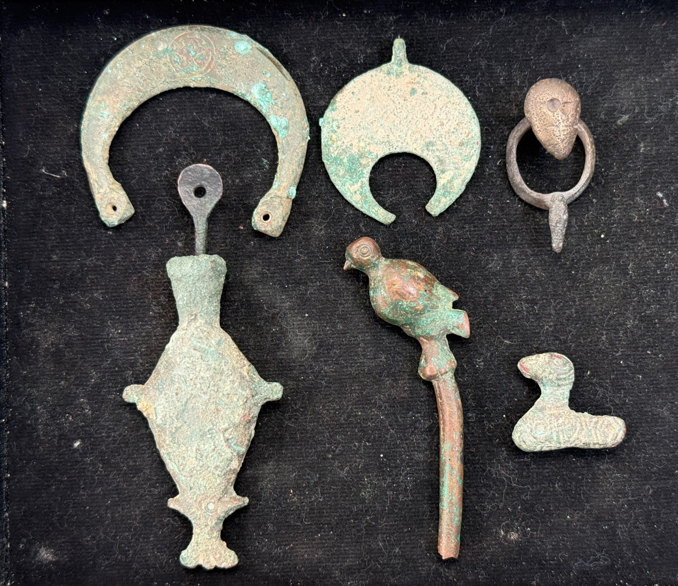 Lot of 6 Ancient Bronze Antique Items – Mixed Bronze Age Style Pieces Lot of 6 Ancient Bronze Antique Items – Mixed Bronze Age Style Pieces