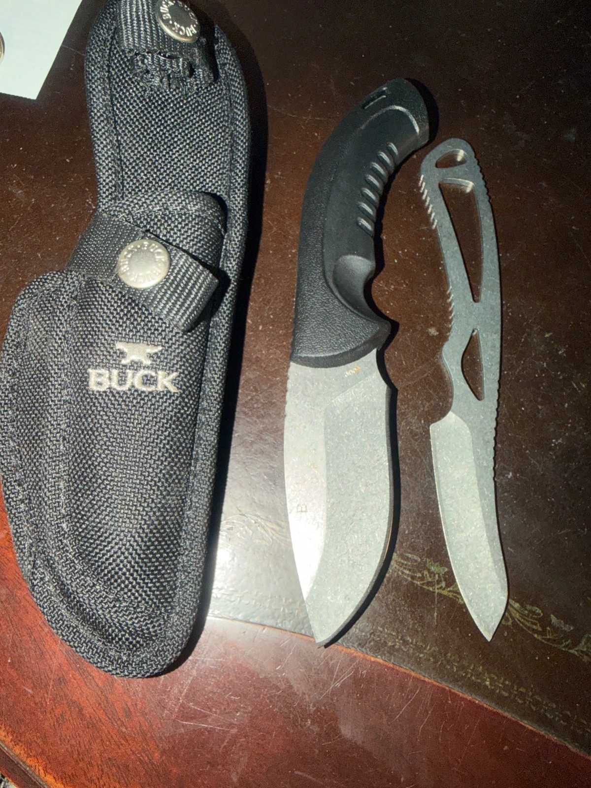 DISCONTINUED VINTAGE AMERICAN MADE BUCK KNIFE HUNTING COMBO DISCONTINUED VINTAGE AMERICAN MADE BUCK KNIFE HUNTING COMBO