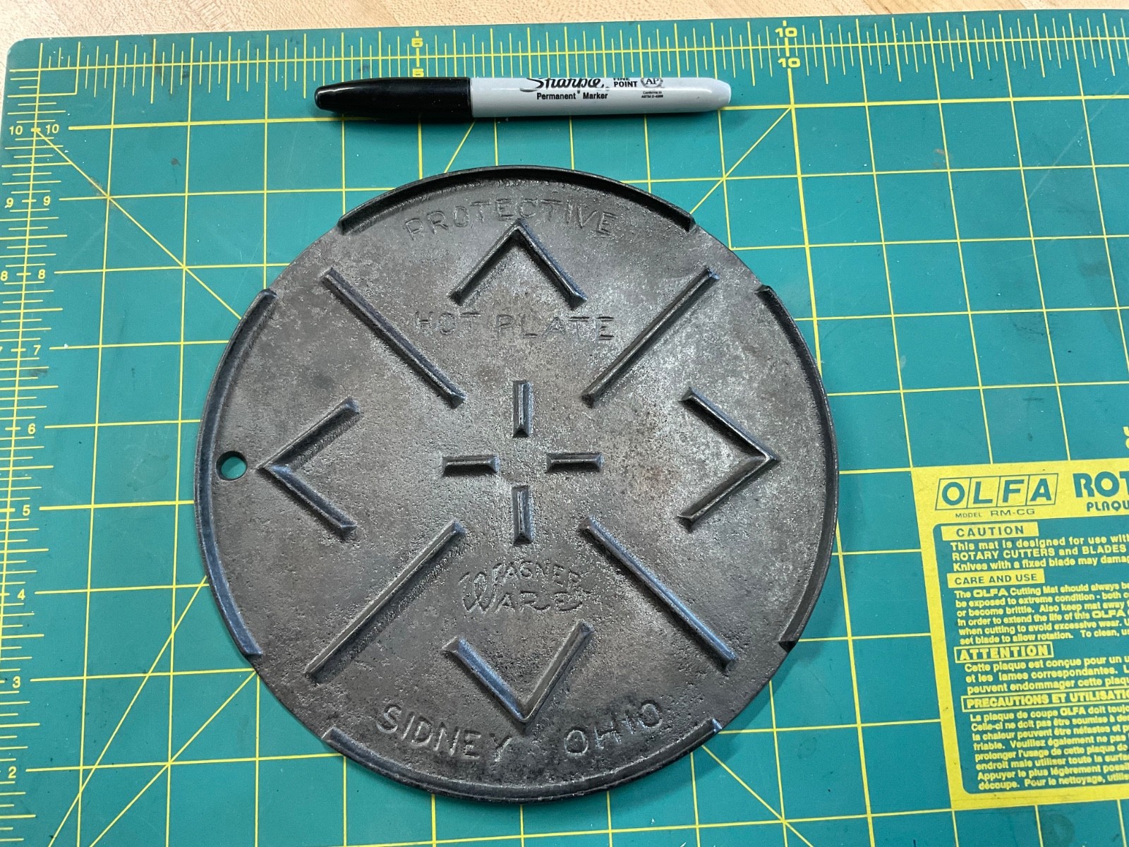 Wagner Ware Protective Hot Plate Sidney Ohio 1309 C Wagner Ware Protective Hot Plate Sidney Ohio 1309 C
