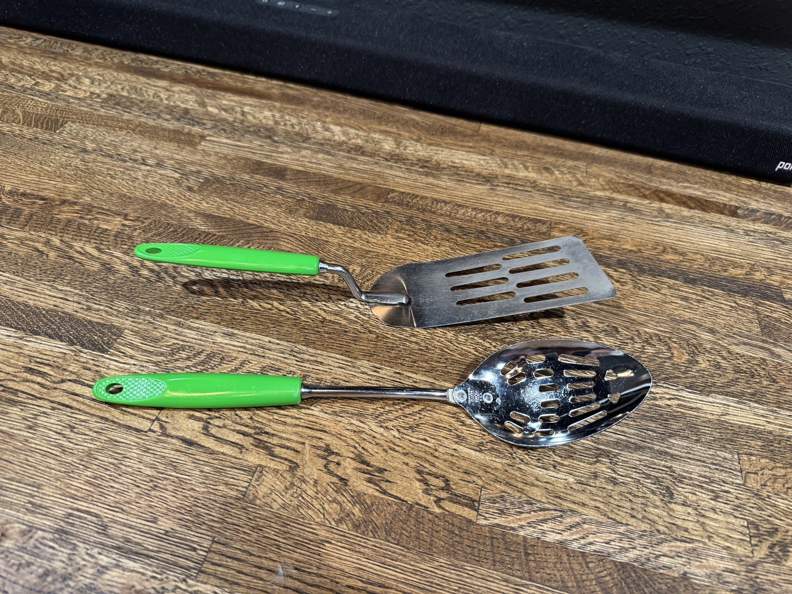 VTG Kitchen Utensils by EKCO Stainless Steel Heads & Green Nylon Handles. USA VTG Kitchen Utensils by EKCO Stainless Steel Heads & Green Nylon Handles. USA