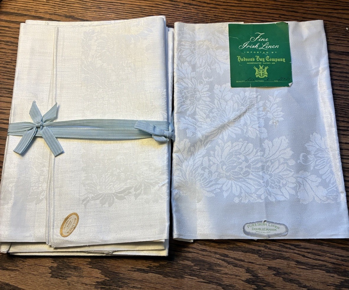 VTG Pure Irish Linen Double Damask Dinner Napkins Set of 6 NOS Hudson's Bay Co