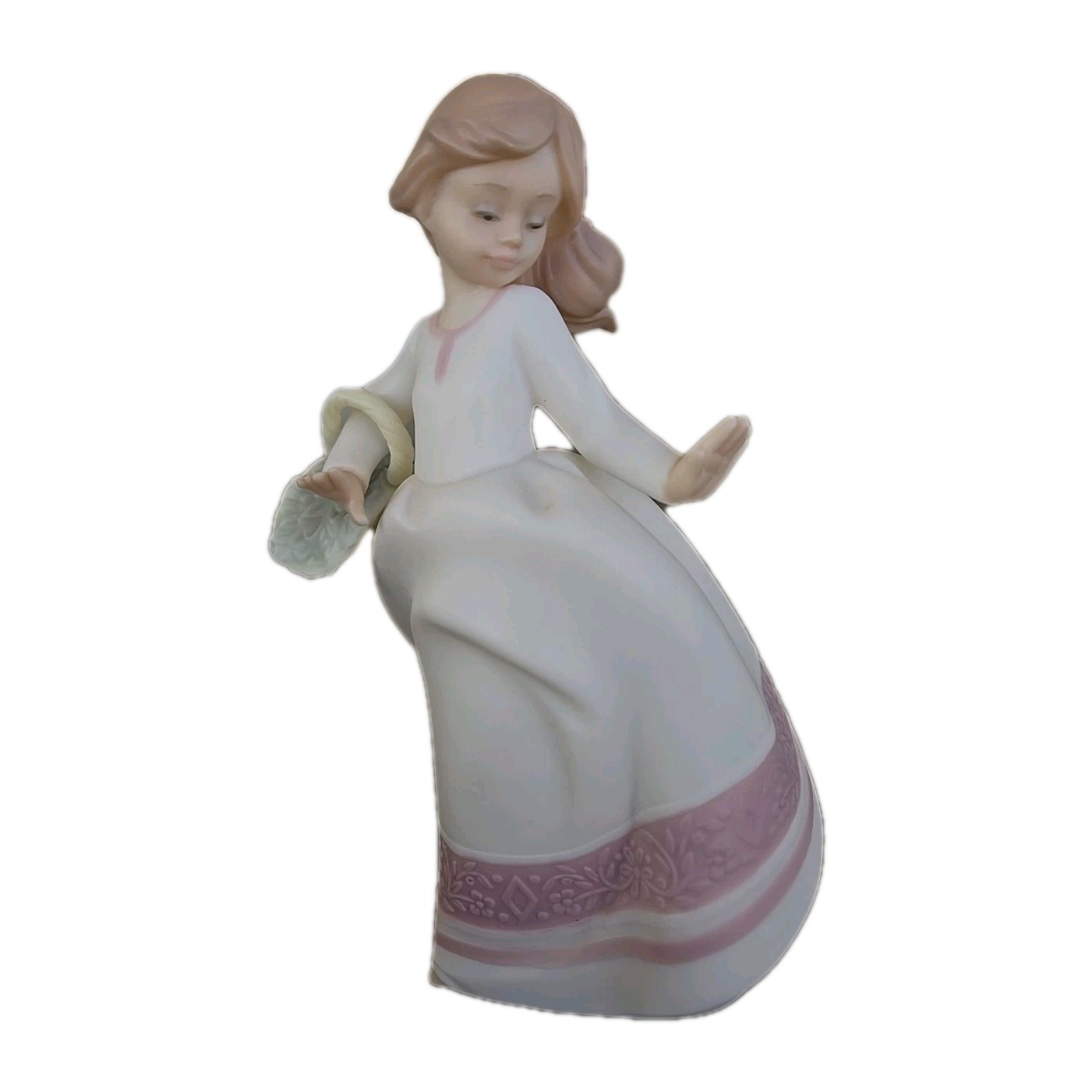 Golden Memories by Lladro Daisa Gathering a Boquet 1991 Figurine RARE