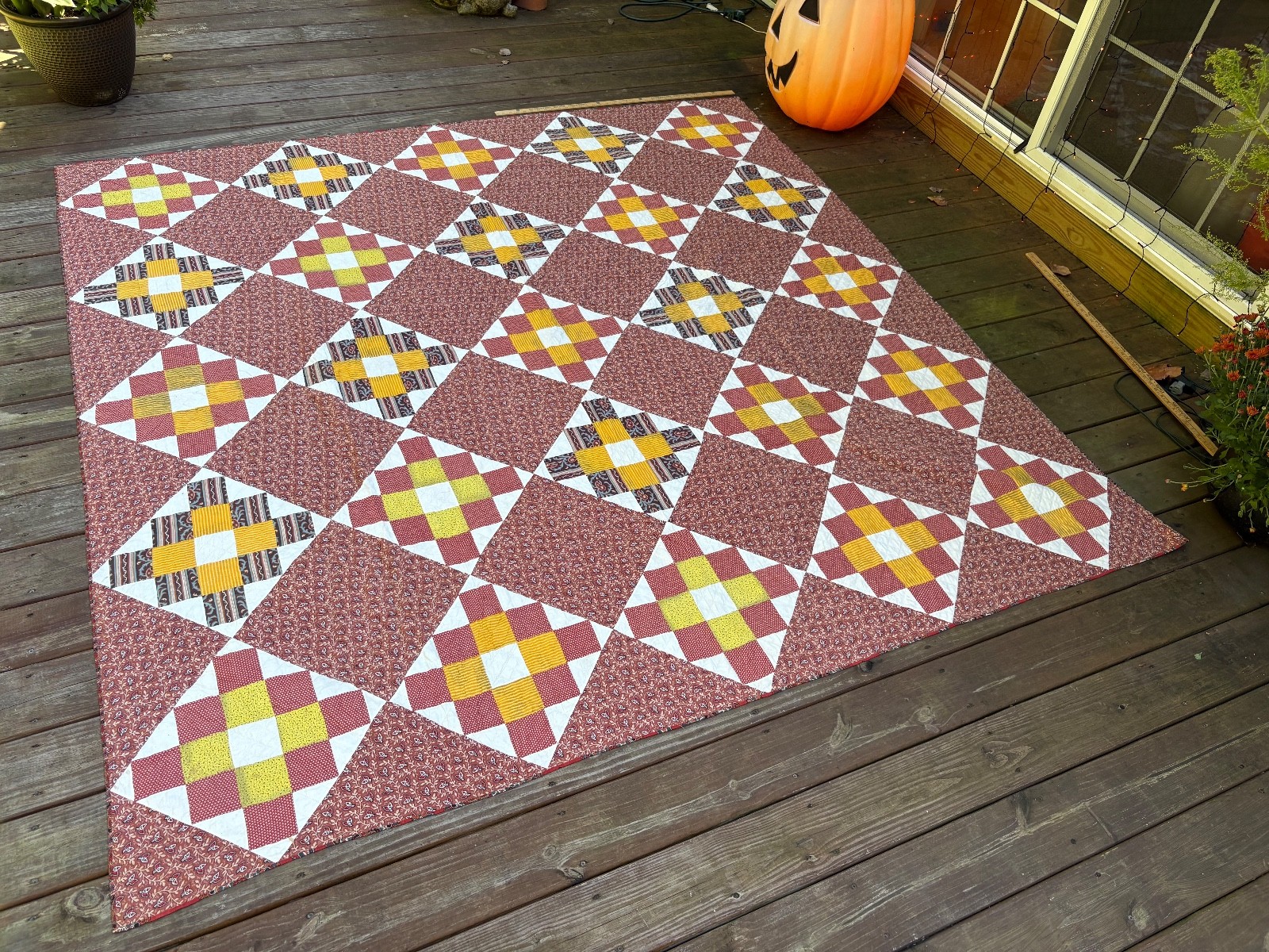 Museum Quality Antique mid 1800's Brown Cheddar Mustard and White Quilt 89''x89