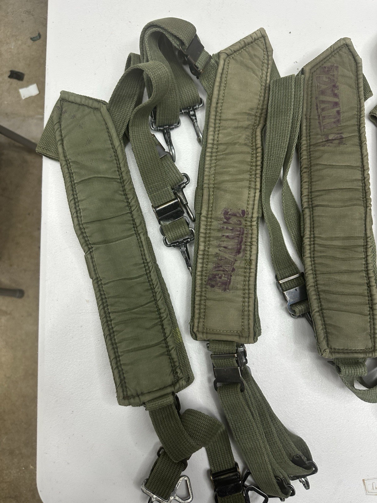 A Pair Of USGI Vietnam Era Field Pack Combat Suspenders M-1956, Size L, READ DSC A Pair Of USGI Vietnam Era Field Pack Combat Suspenders M-1956, Size L, READ DSC