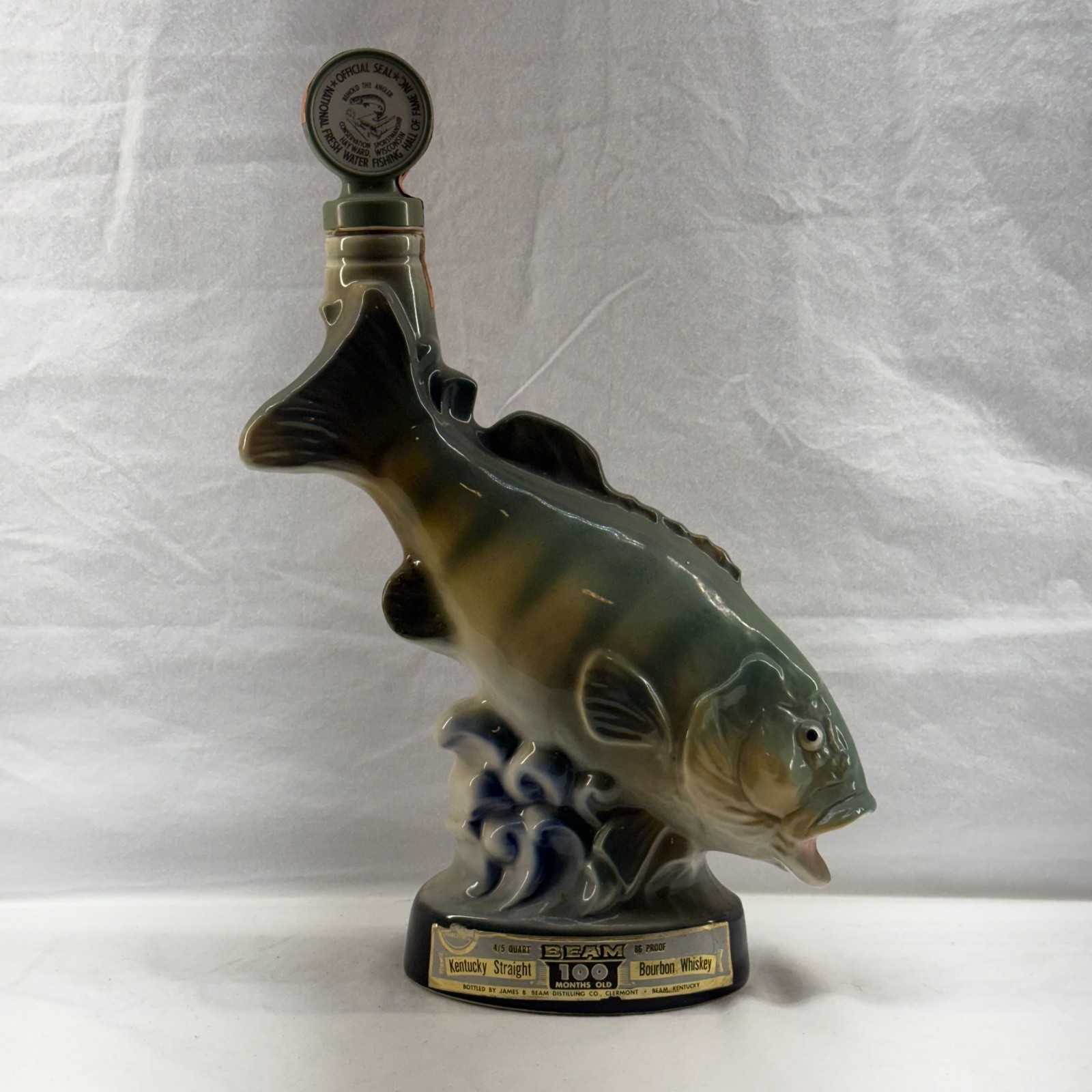 Jim Beam Lenox Porcelain Fish Decanter | 100 Months Old | Hall of Fame Seal Jim Beam Lenox Porcelain Fish Decanter | 100 Months Old | Hall of Fame Seal