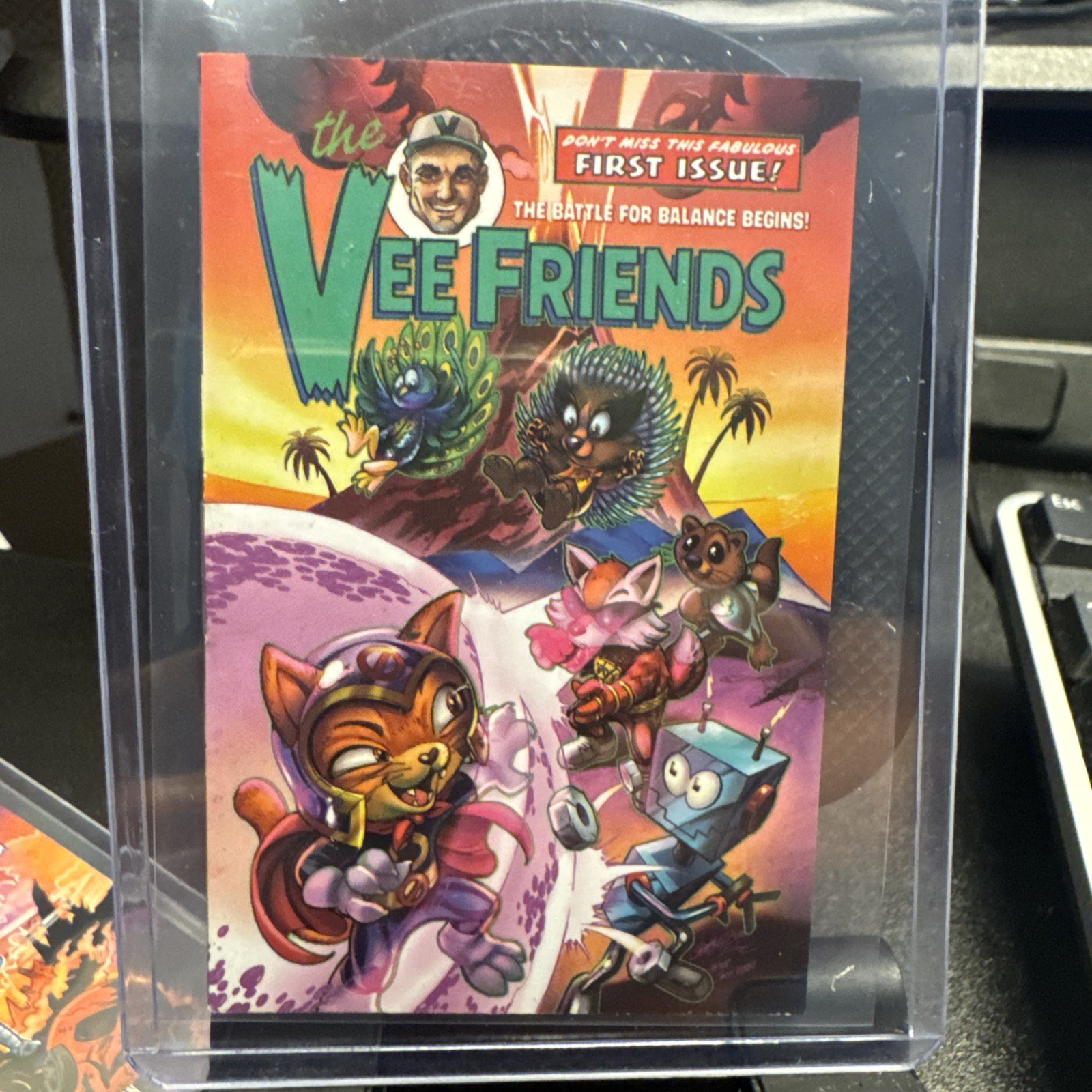 VeeFriends Mini Comic Issue #1 VERY RARE VeeFriends Mini Comic Issue #1 VERY RARE