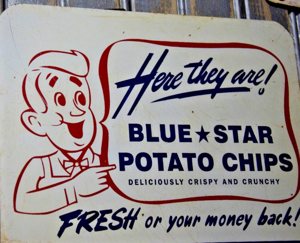 BLUE STAR POTATO CHIPS SIGN METAL PAINTED DISPLAY RACK TOPPER VINTAGE 1950s