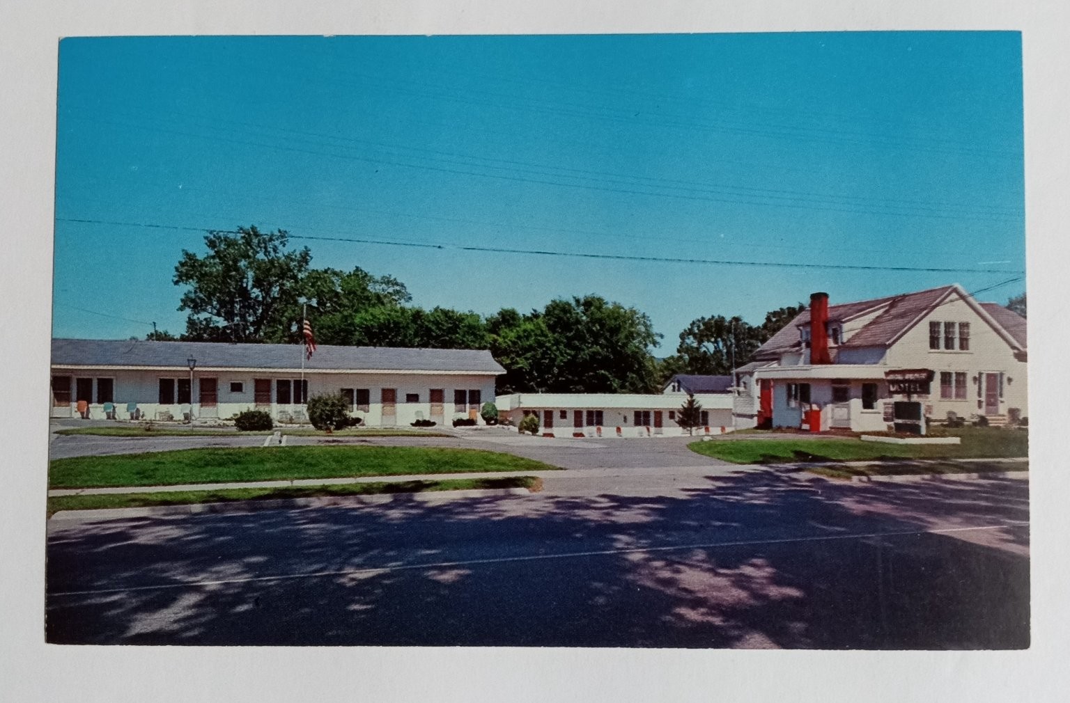 The Highlander Motel Rutland Vermont VT Vintage Chrome Postcard UNPOSTED The Highlander Motel Rutland Vermont VT Vintage Chrome Postcard UNPOSTED