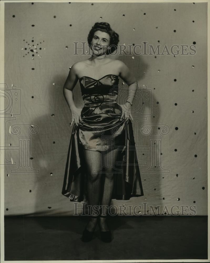 1959 Press Photo Emma Pembo Cieutat at the annual convention of dance masters.