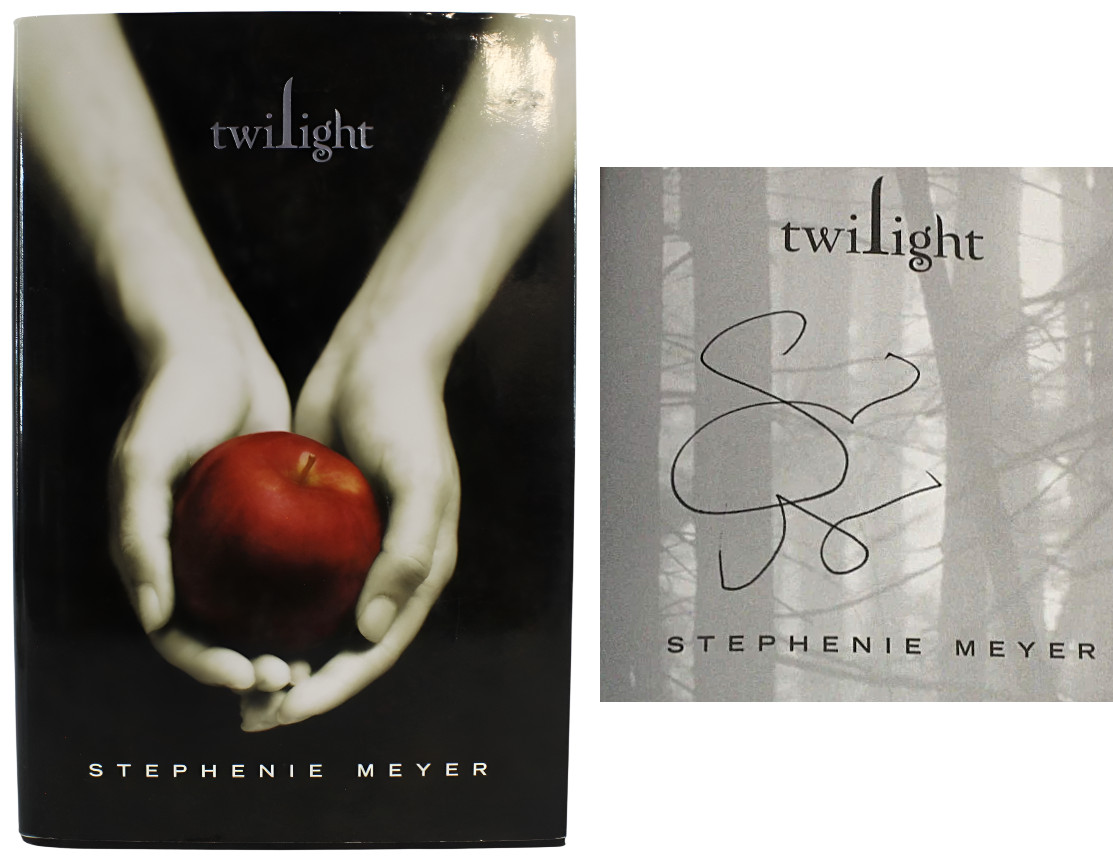 Stephenie Meyer ~ Signed Autographed Stephenie Meyer ~ Signed Autographed