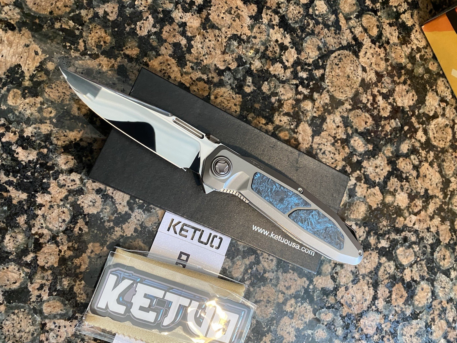 Ketuo Knife Bratva Mirror Finish M390 w/ Titanium Handle Ketuo Knife Bratva Mirror Finish M390 w/ Titanium Handle
