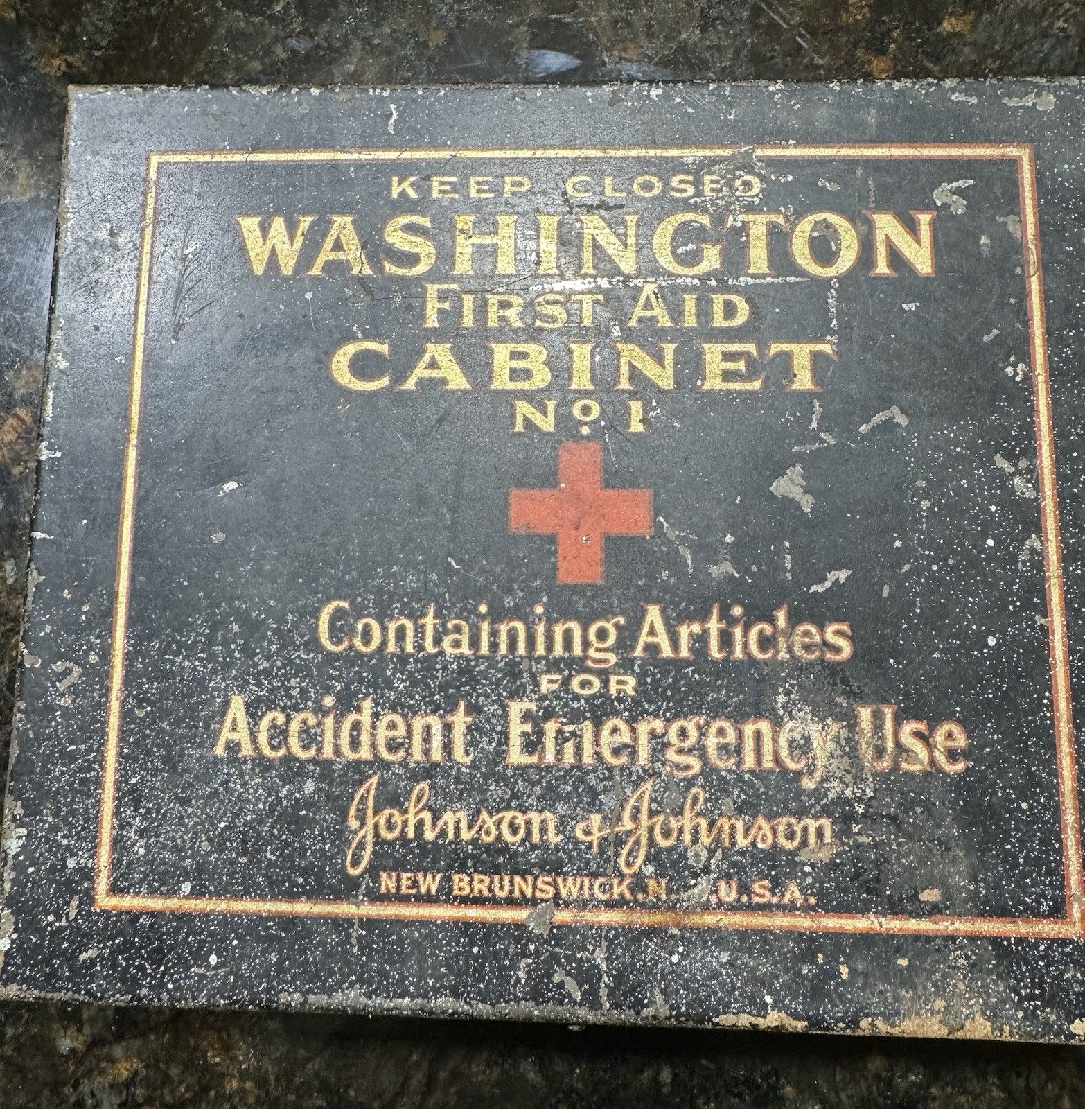1920’s Washington No 1 First Aid Metal Cabinet & Contents. Johnson & Johnson’s