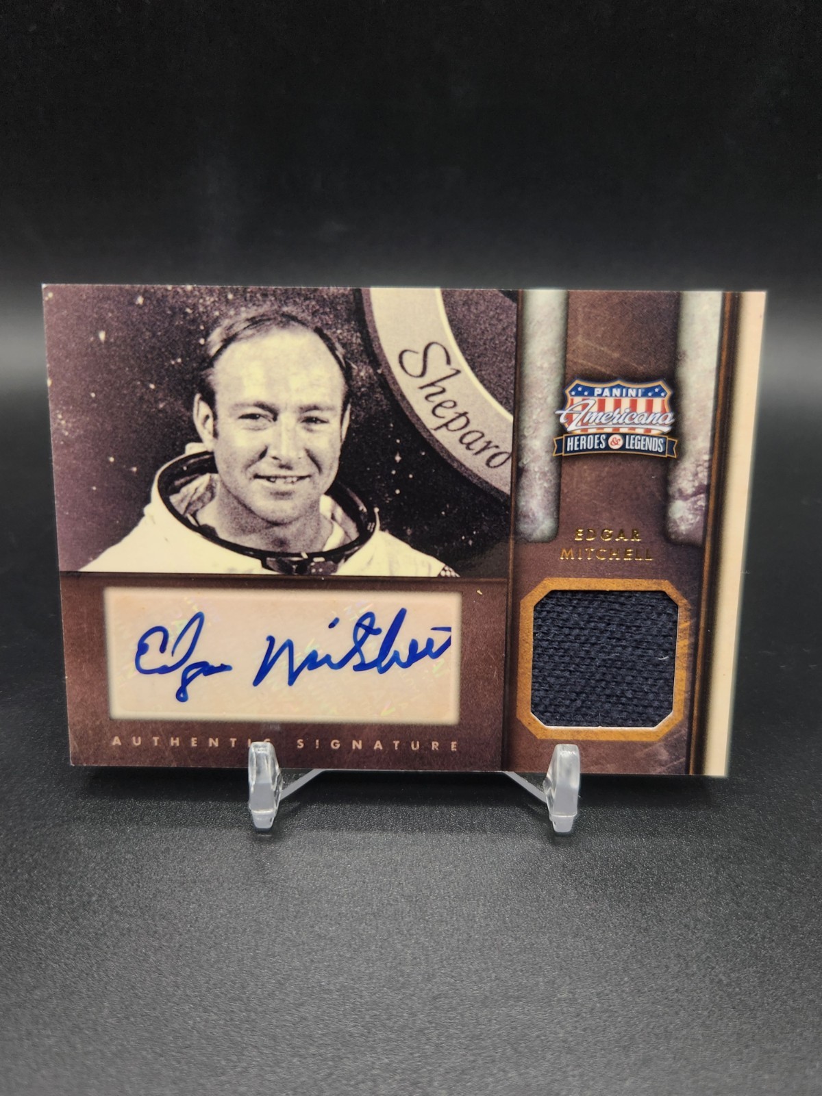 APOLLO 14 EDGAR MITCHELL 2012 PANINI AMERICANA AUTOGRAPH & RELIC CARD /99 Auto