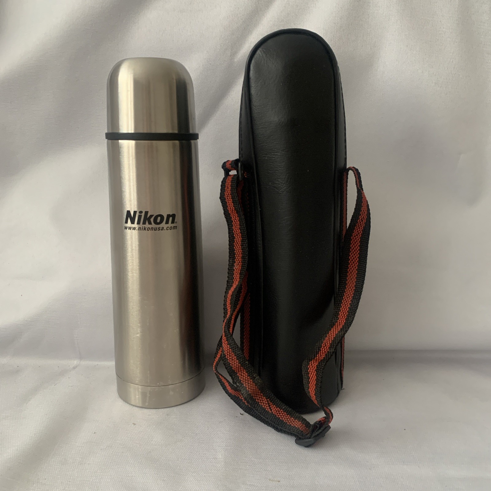 VTG Nikon Stainless steel hot/cold thermos carrying case Insulated Water Battle
