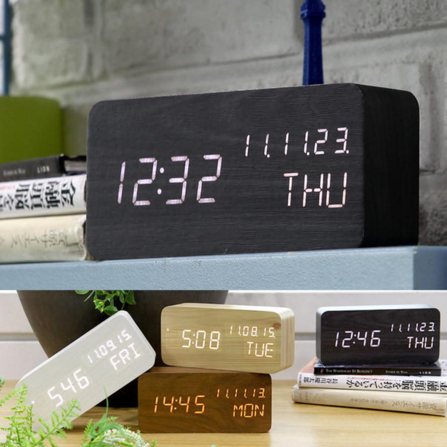 Clock Wood Digital Alarm Time Date(MM/ DD/ YY) Day of The Week Temperature Desk Clock Wood Digital Alarm Time Date(MM/ DD/ YY) Day of The Week Temperature Desk