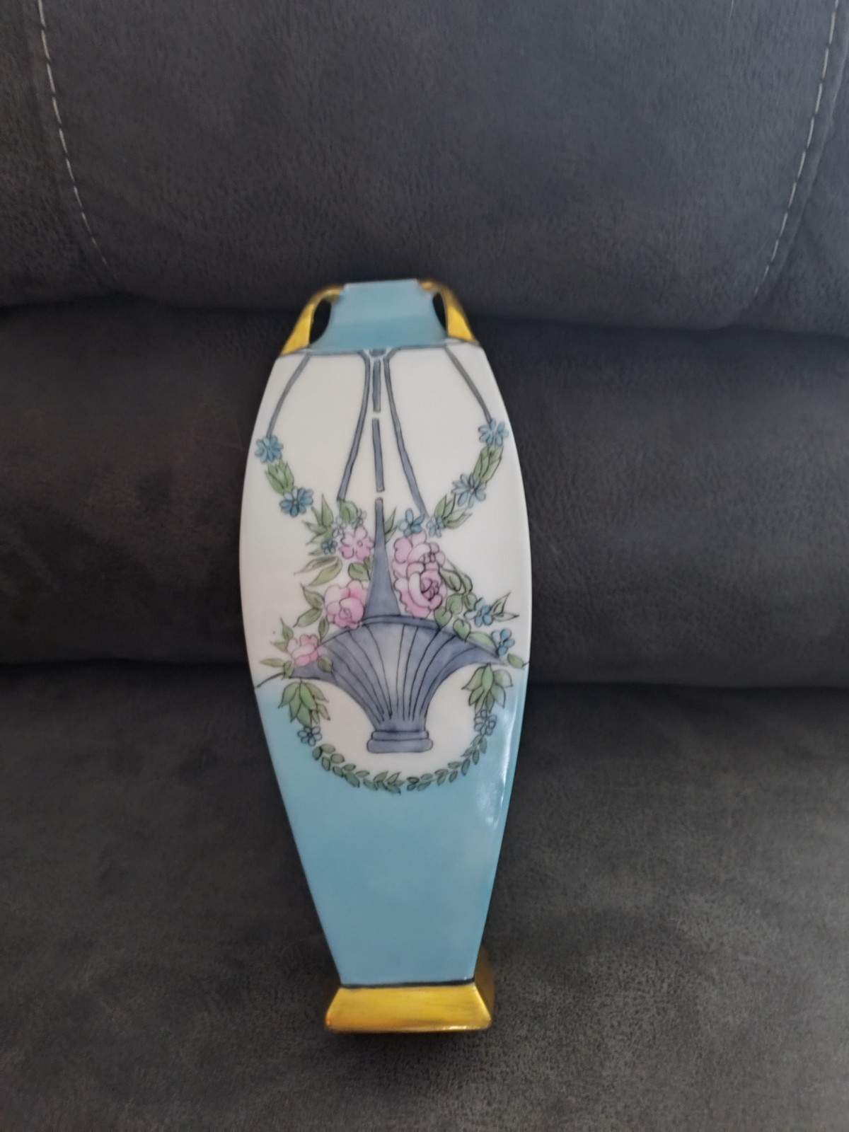 VINTAGE ANTIQUE CT CARL TIELSCH ALTWASSER HAND PAINTED FLOWERS IN HANGING BASKET