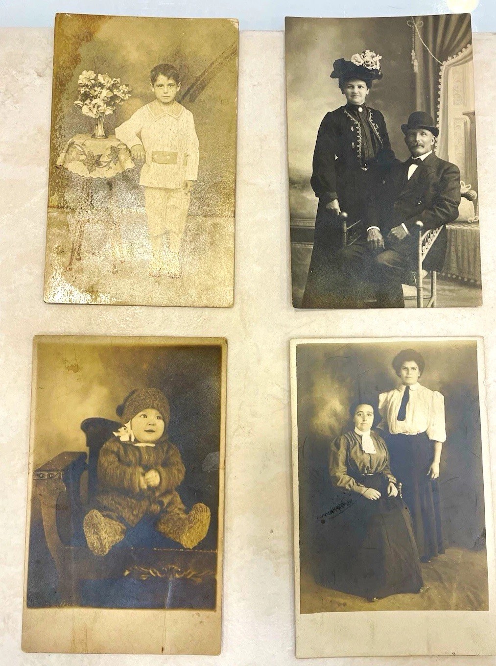 RPPC Lot of 4 Family Portrait Postcards Posted Divided Back 1909 Lindale OH